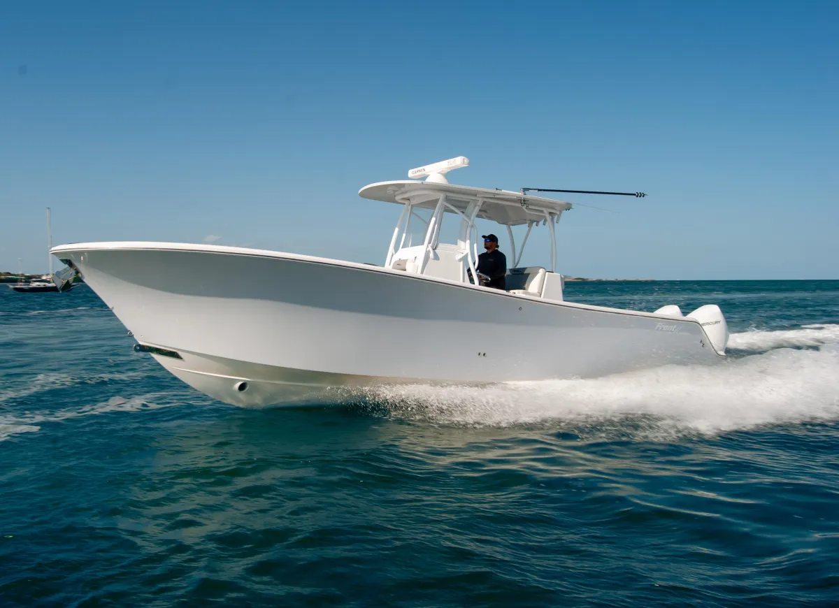2023 Front Runner 33 Center Console