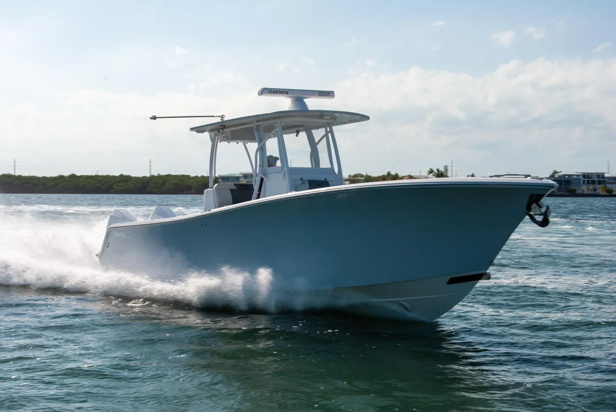 2023 Front Runner 33 Center Console