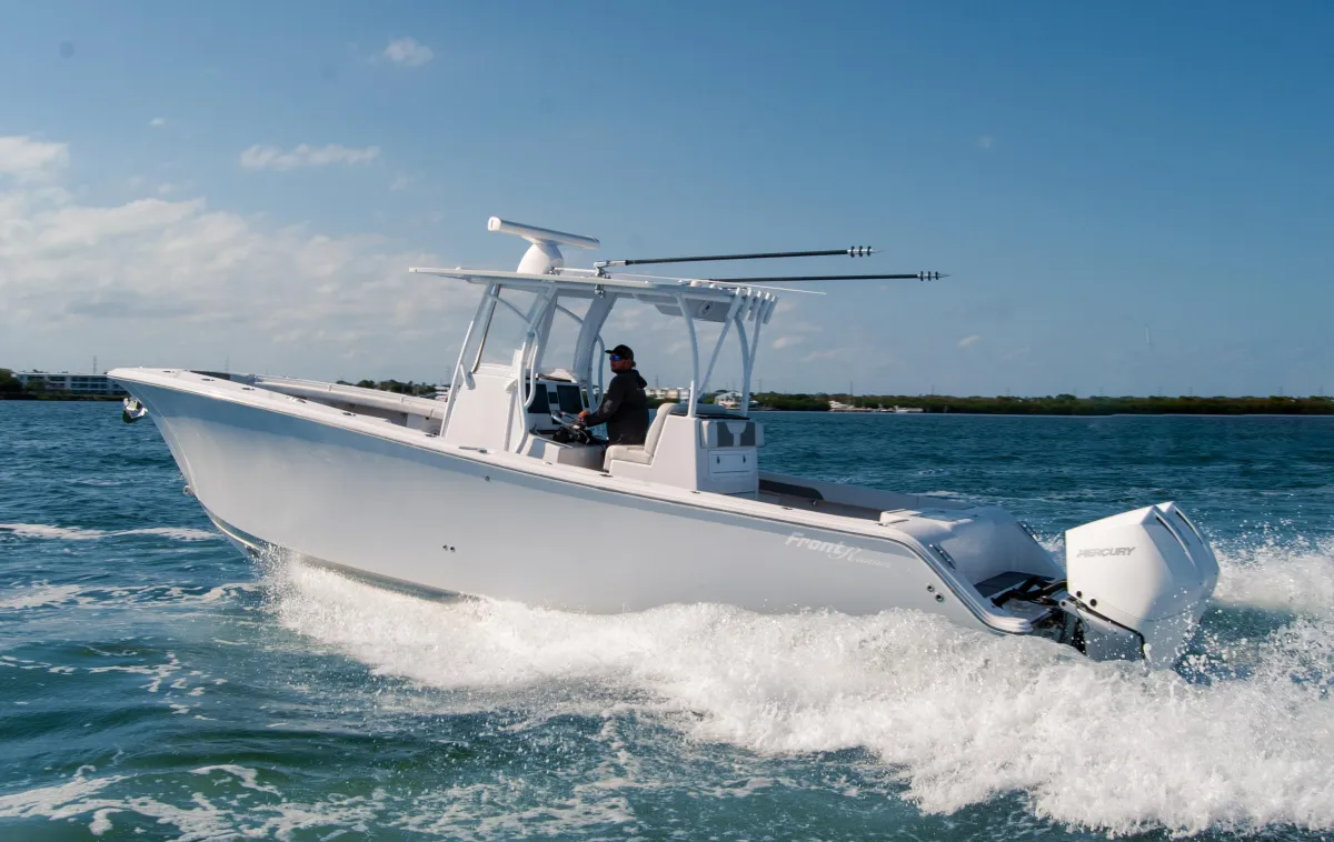 2023 Front Runner 33 Center Console