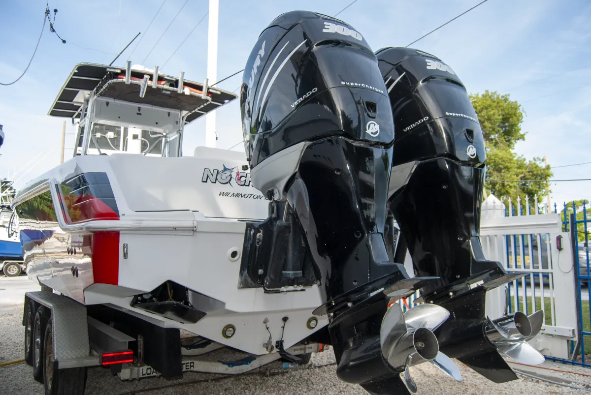 2006 Donzi 32 ZF