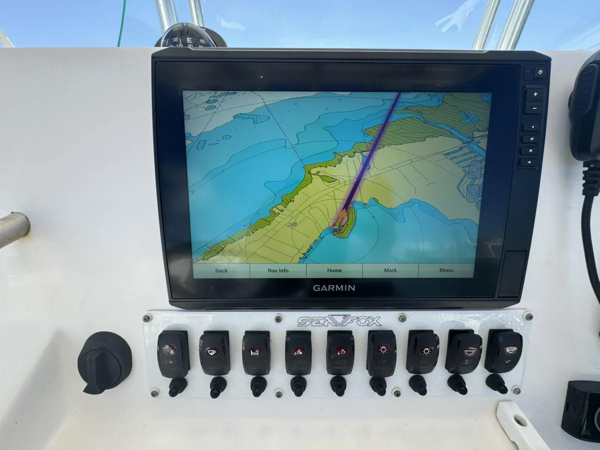 2011 Sea Fox 226 Commander
