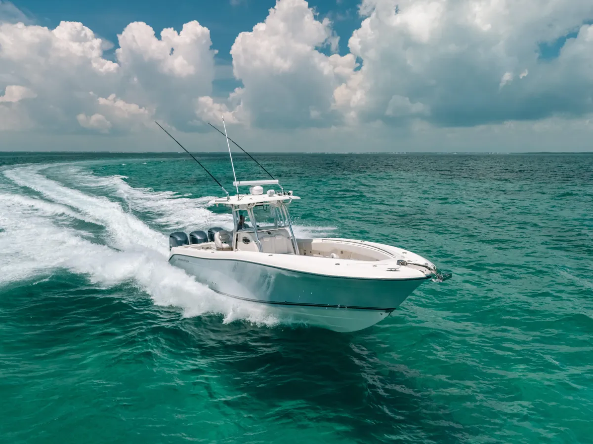 2008 Hydra-Sports Vector 33