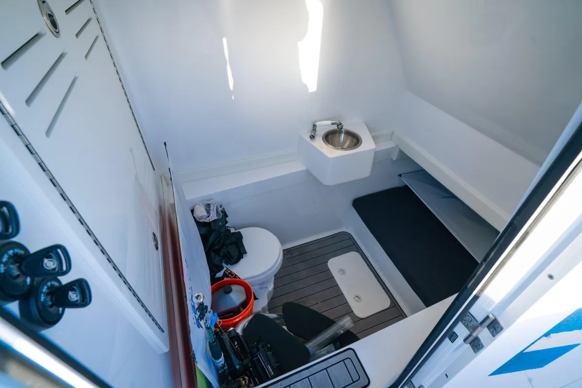 2024 36 Front Runner