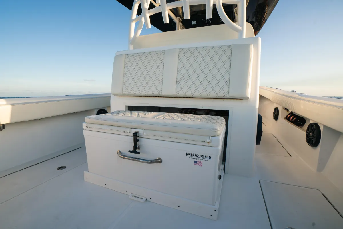 2024 36 Front Runner