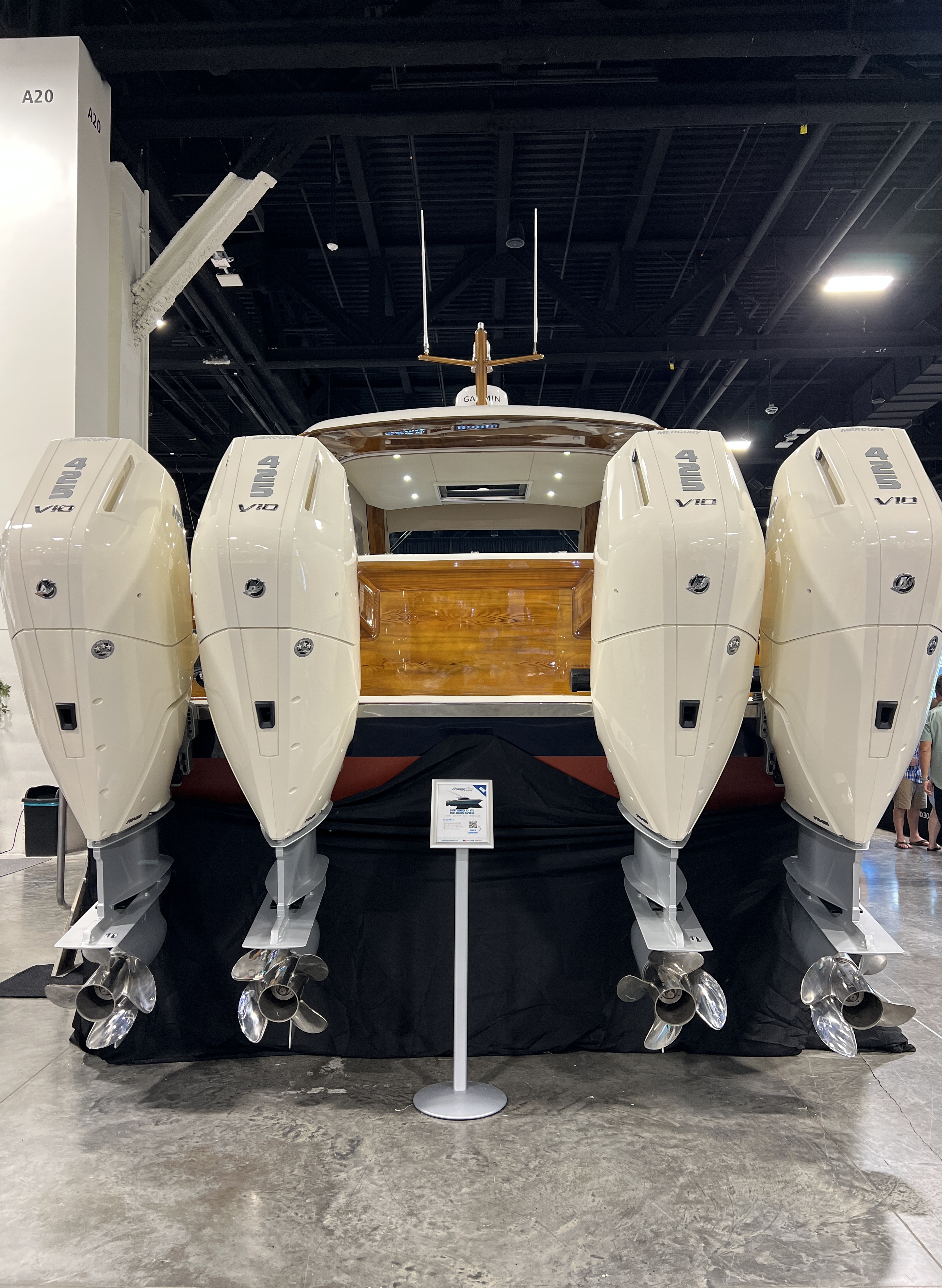 Front Runner 43 Catamaran 