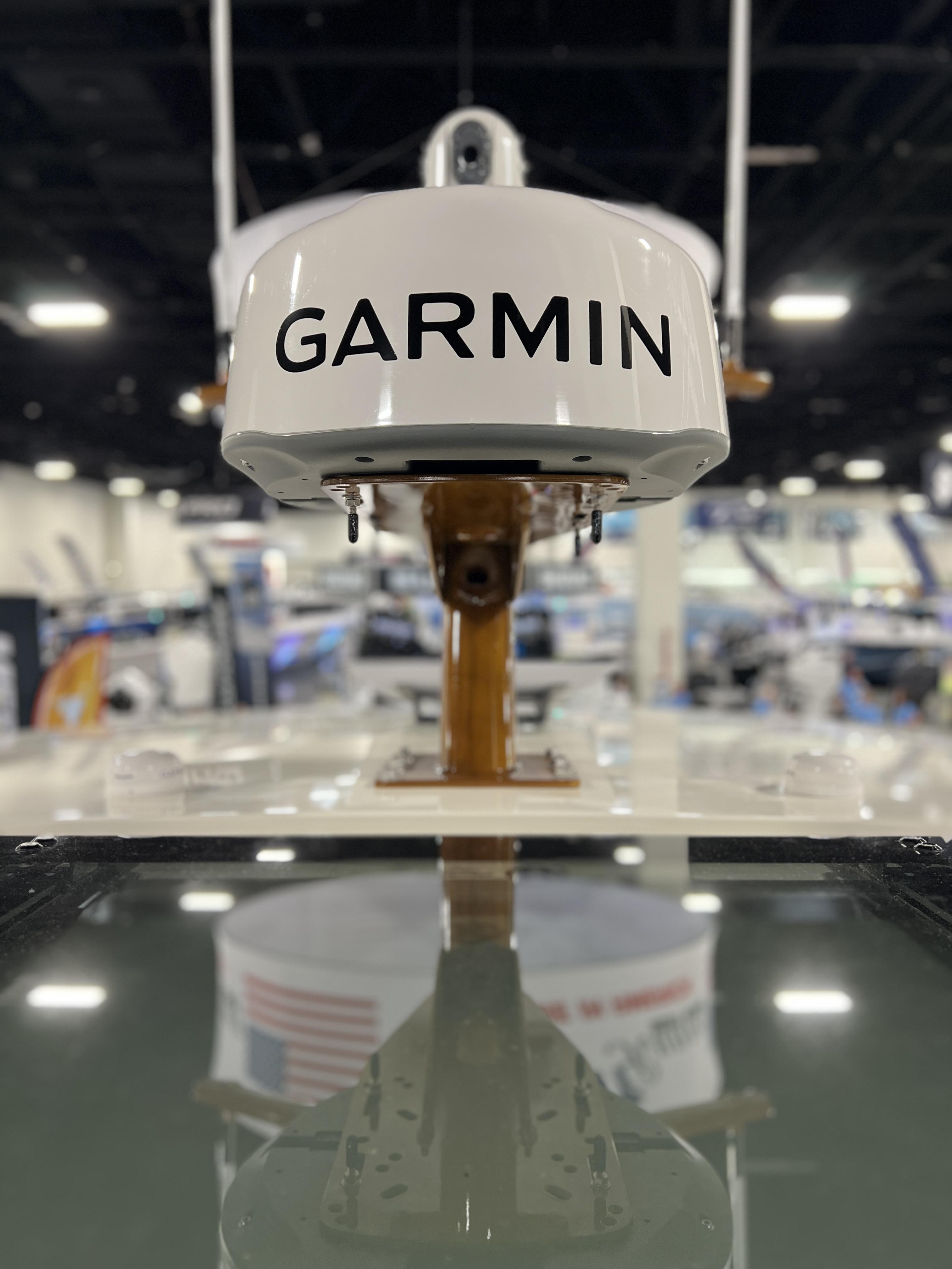 Front Runner 43 Catamaran 