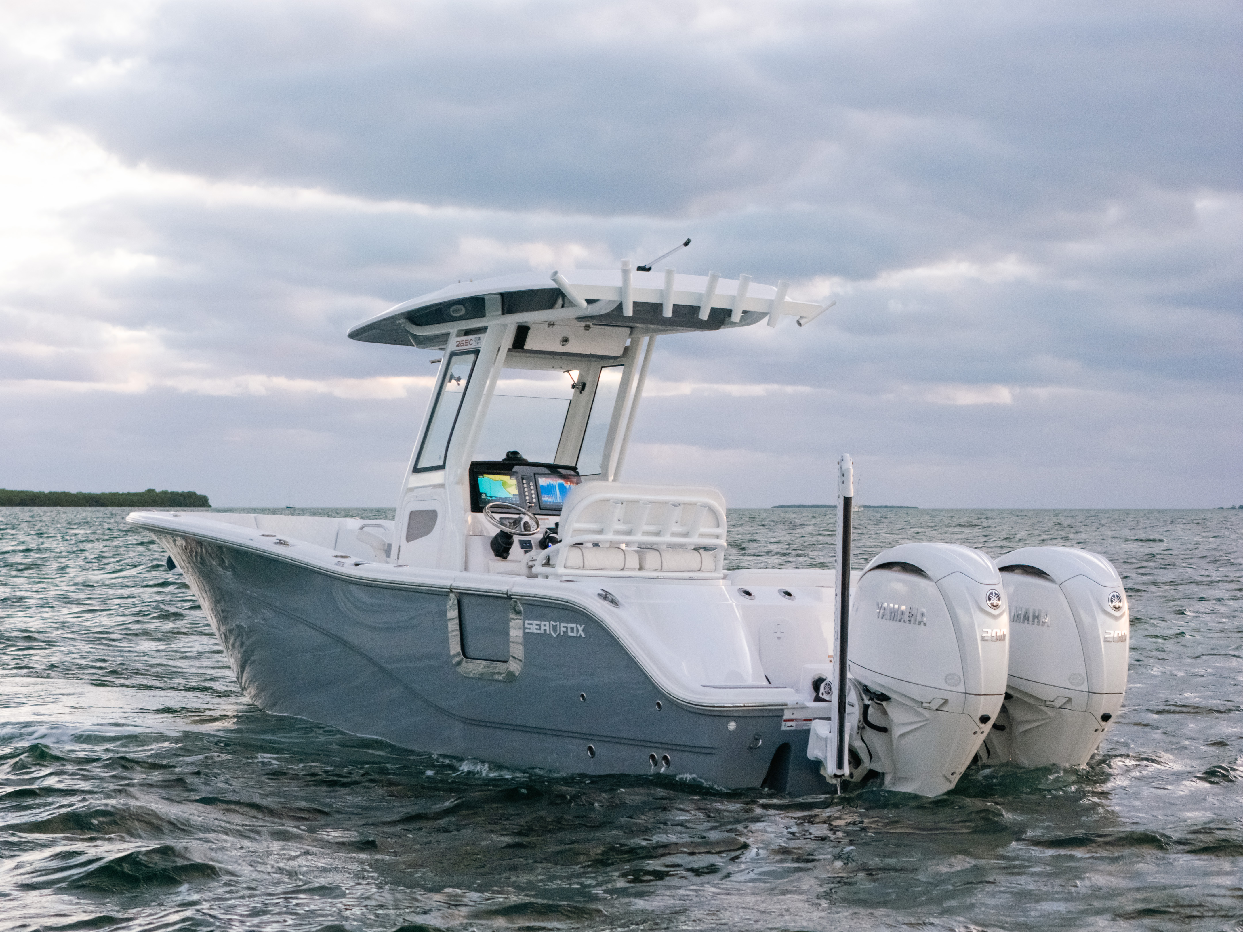 2025 Sea Fox 268 Commander