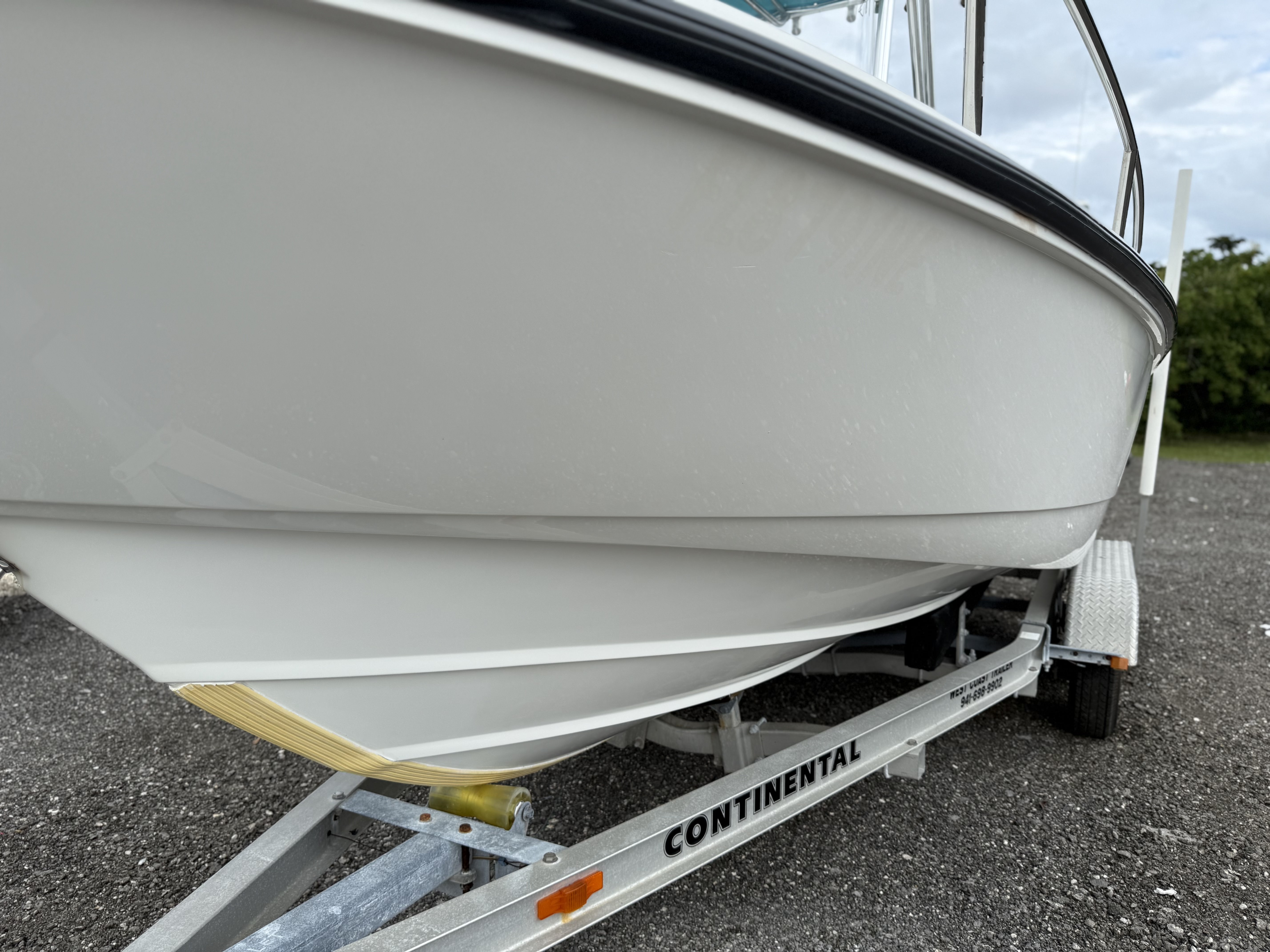 2003 Boston Whaler 190 Nantucket