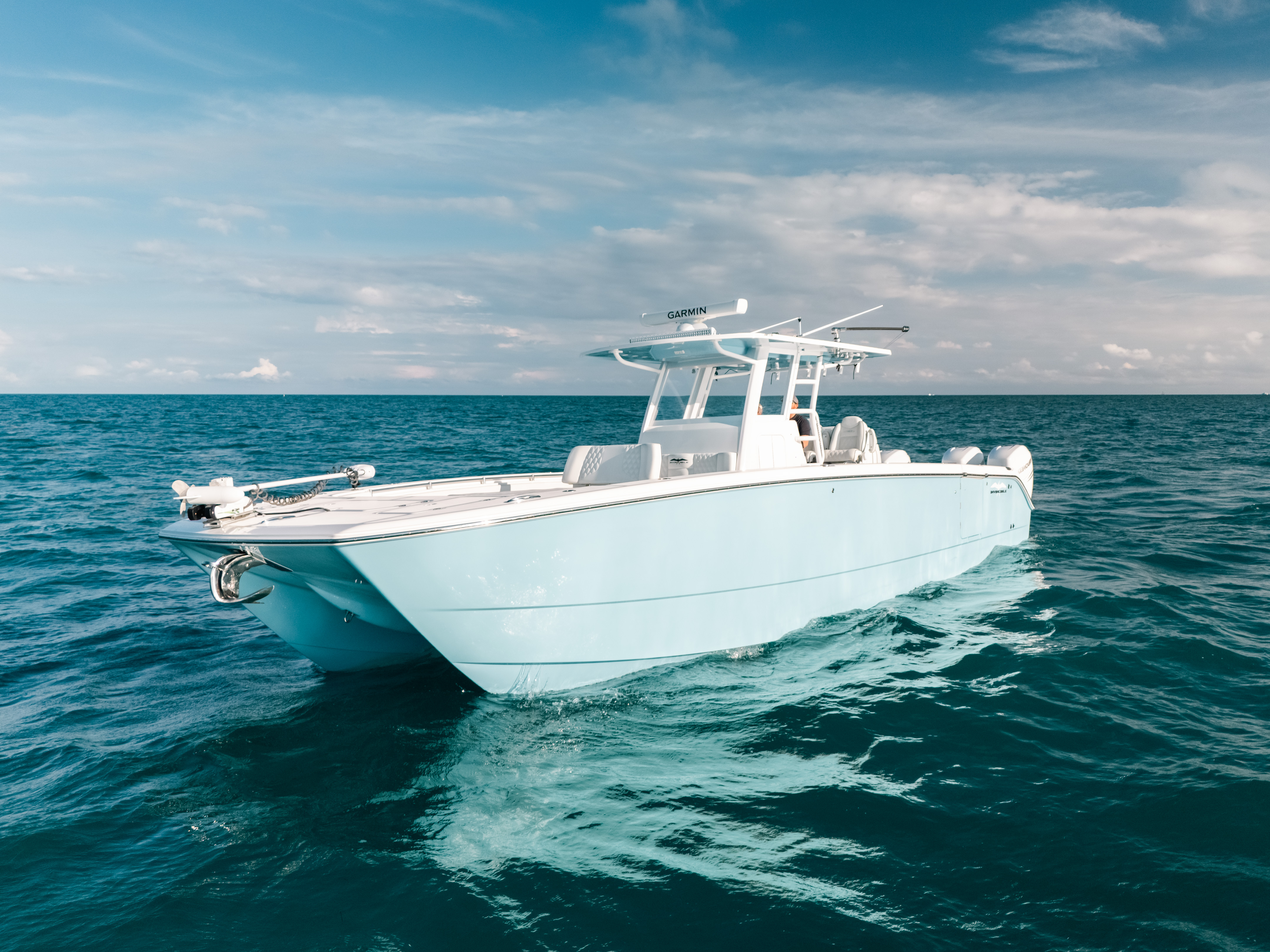 2021 Invincible 37 CAT