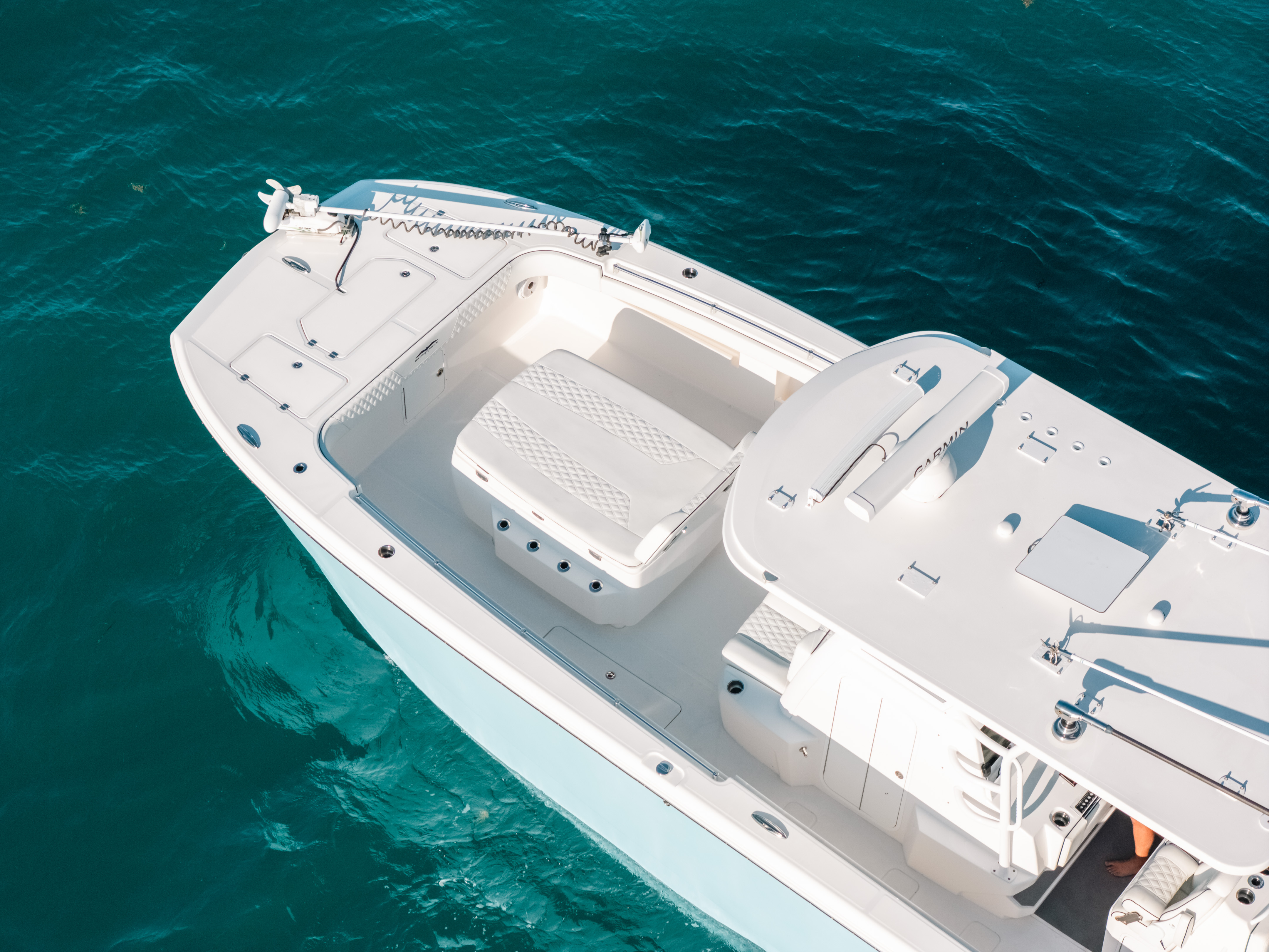 2021 Invincible 37 CAT