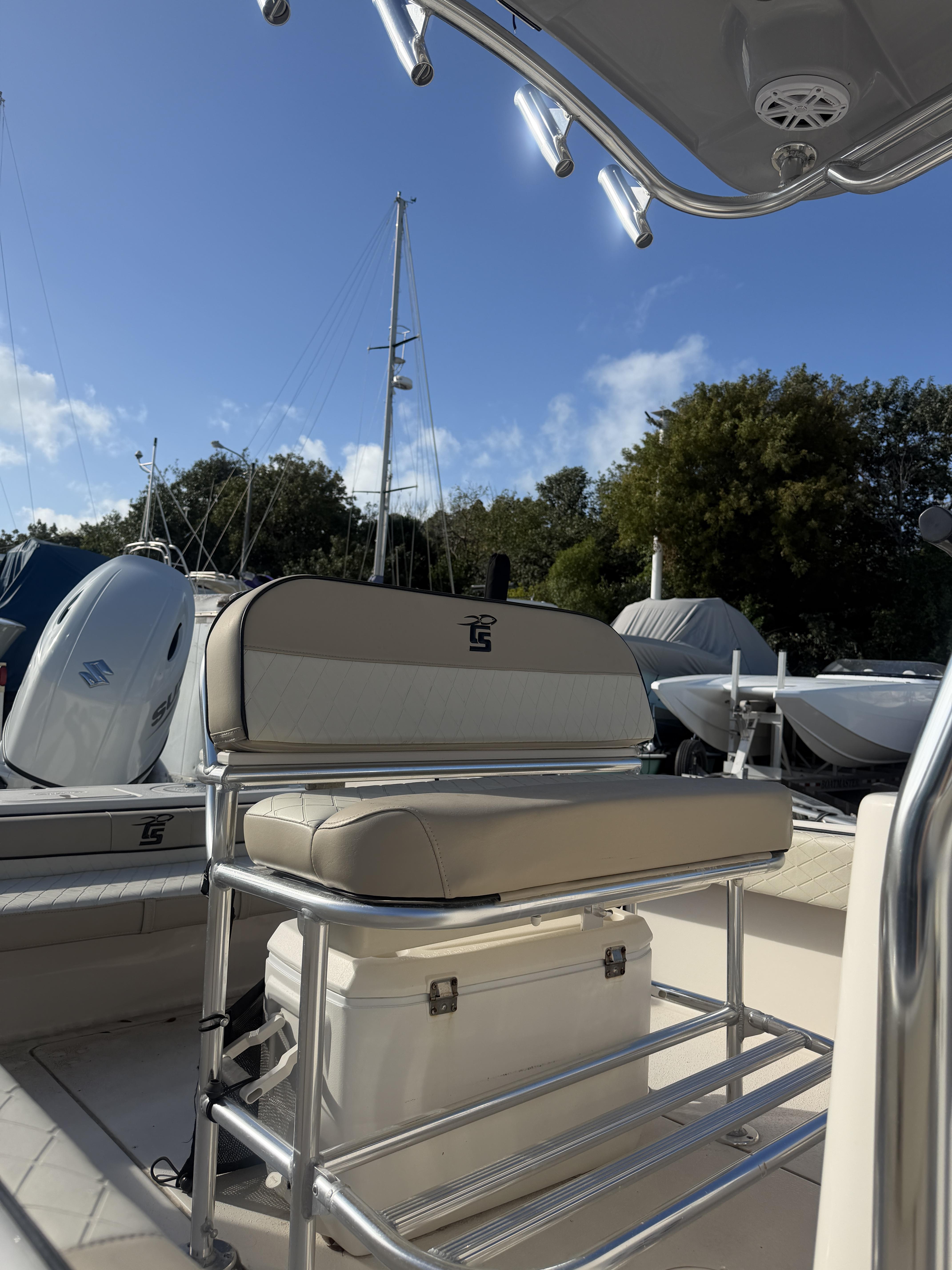 2022 Carolina Skiff 23 Ultra Elite