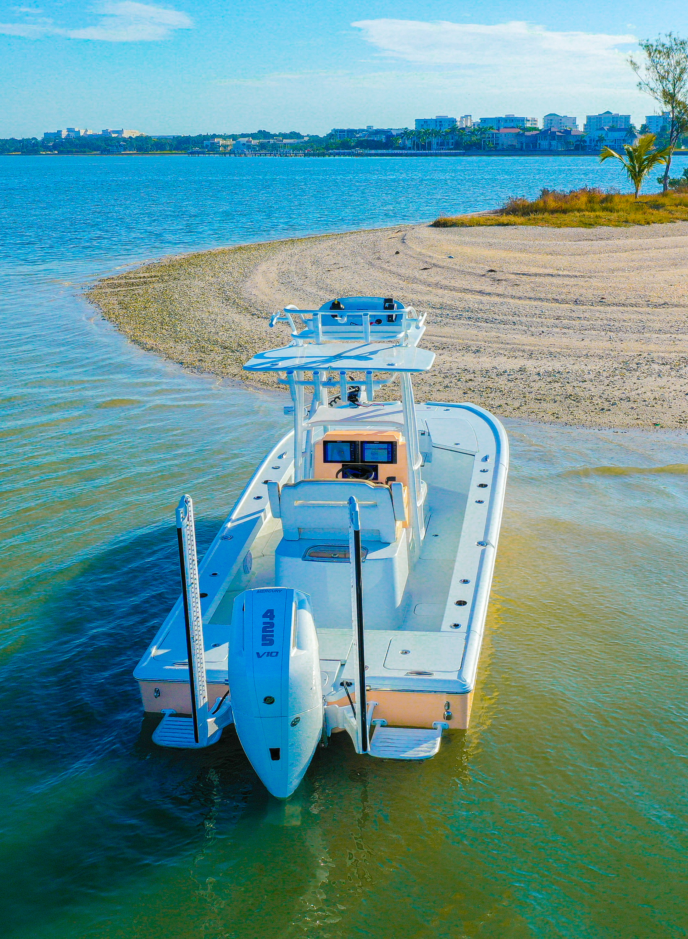 2026 Broadwater 25 Bay Cat