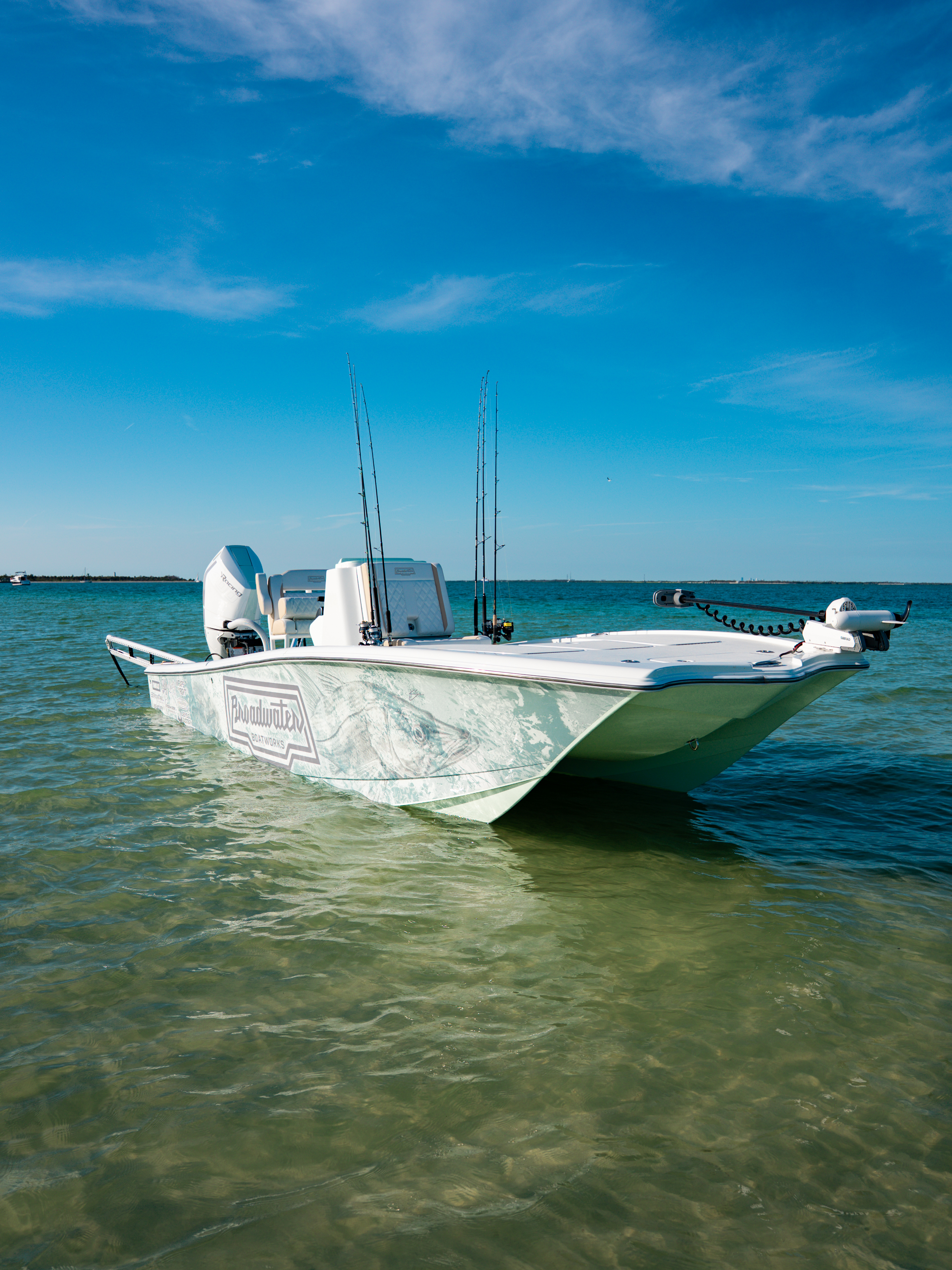 2026 Broadwater 25 Bay Cat