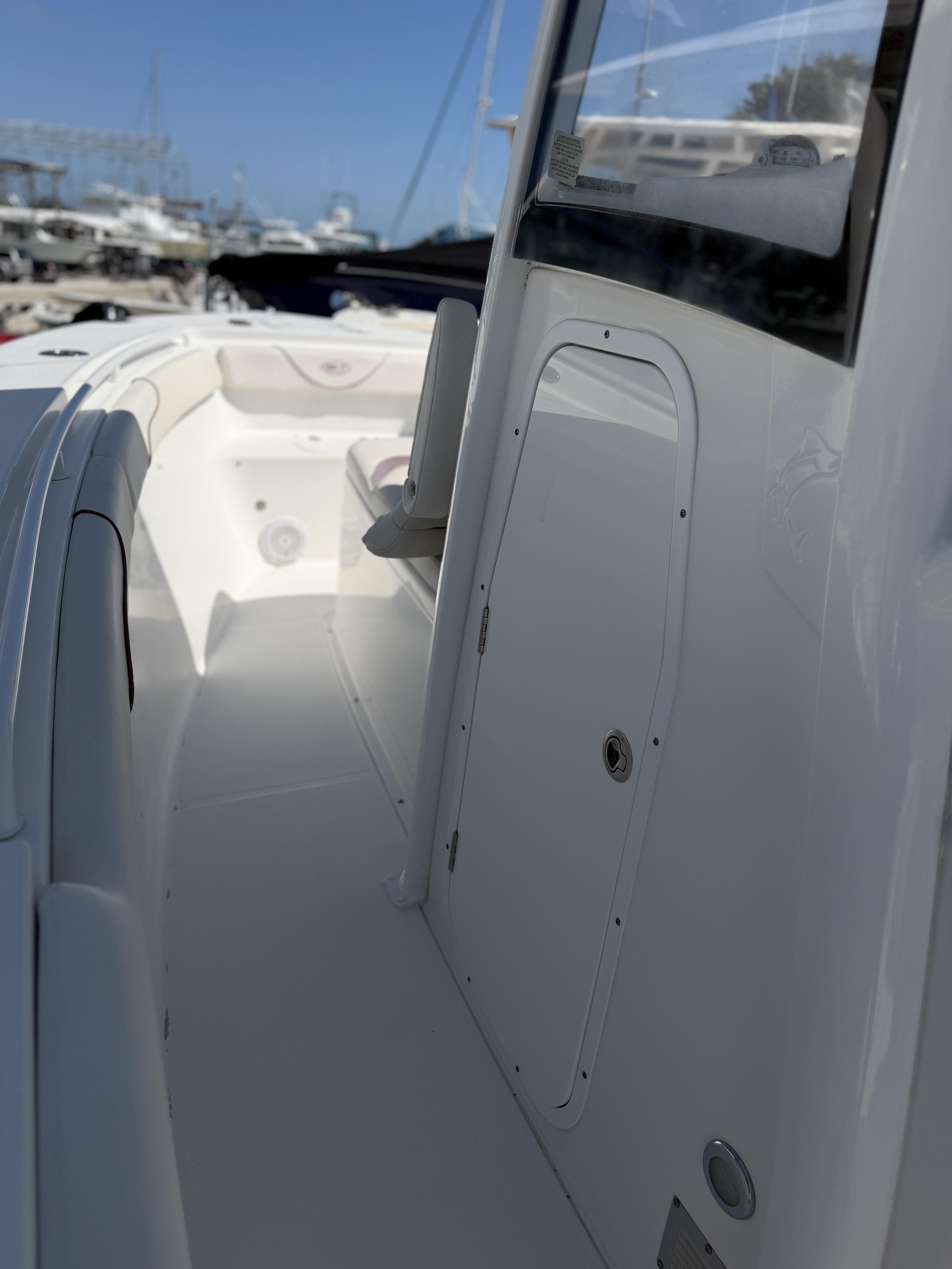 2019 Sea Hunt Gamefish 27 