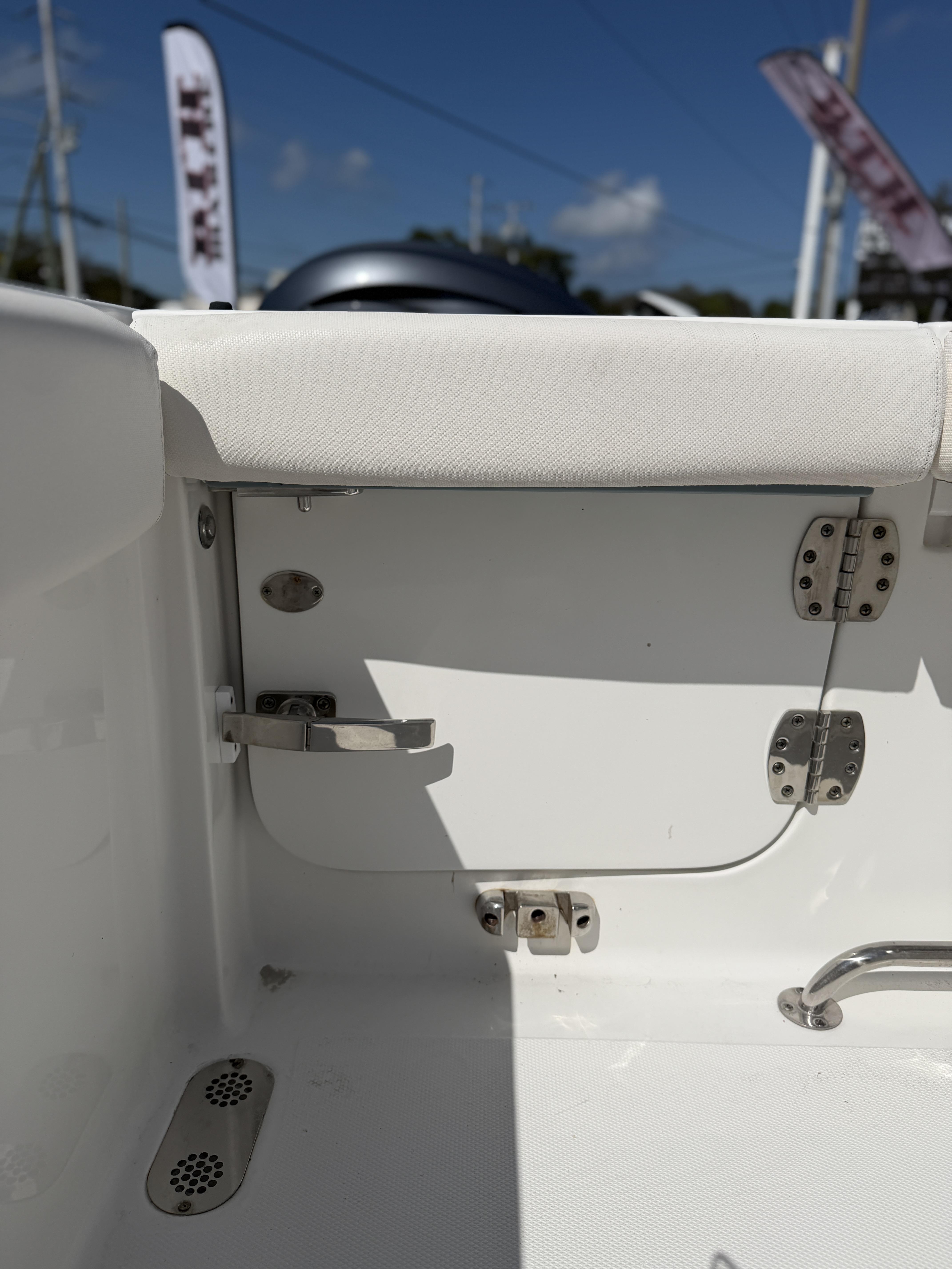 2019 Sea Hunt Gamefish 27 