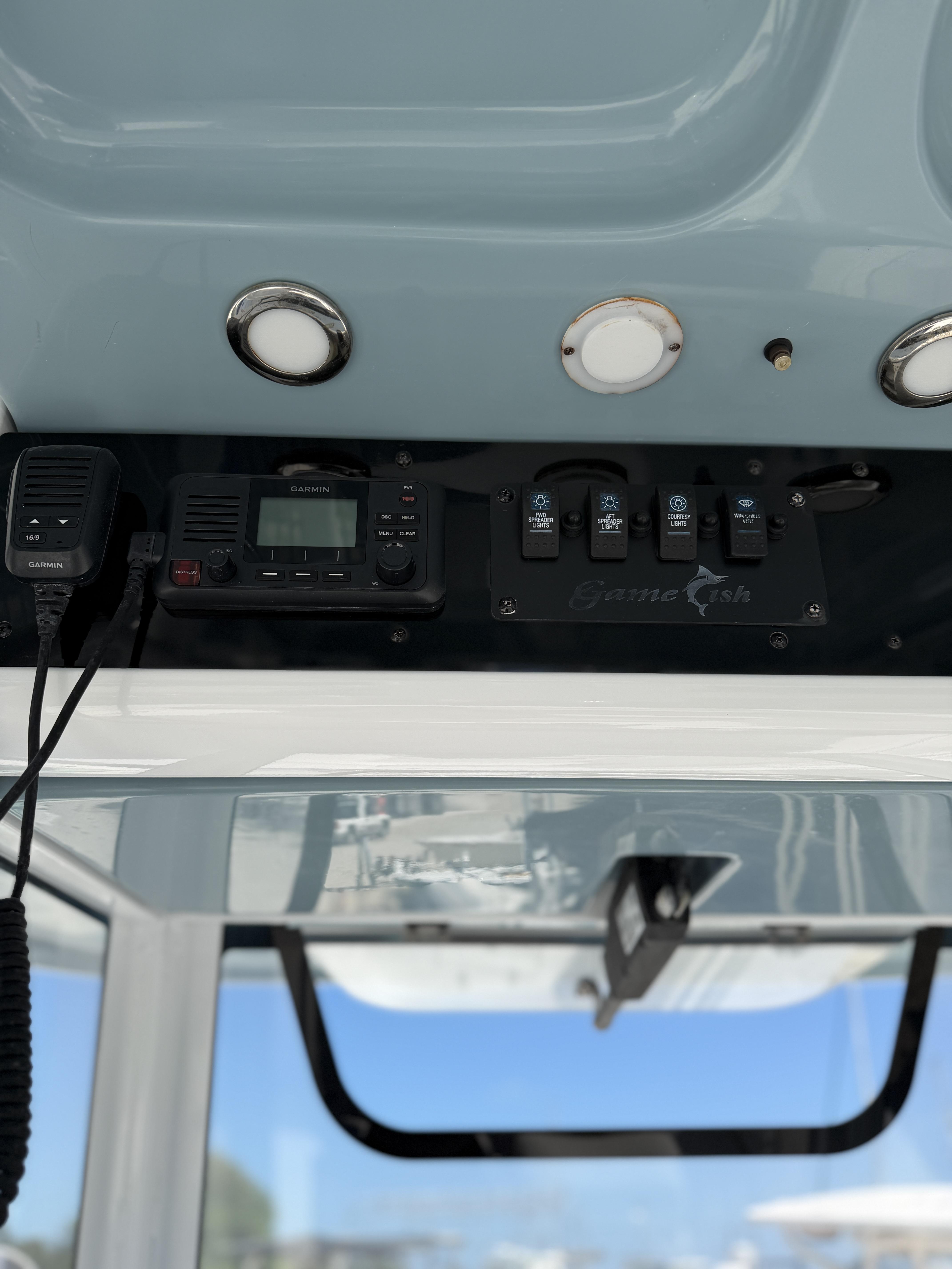 2019 Sea Hunt Gamefish 27 