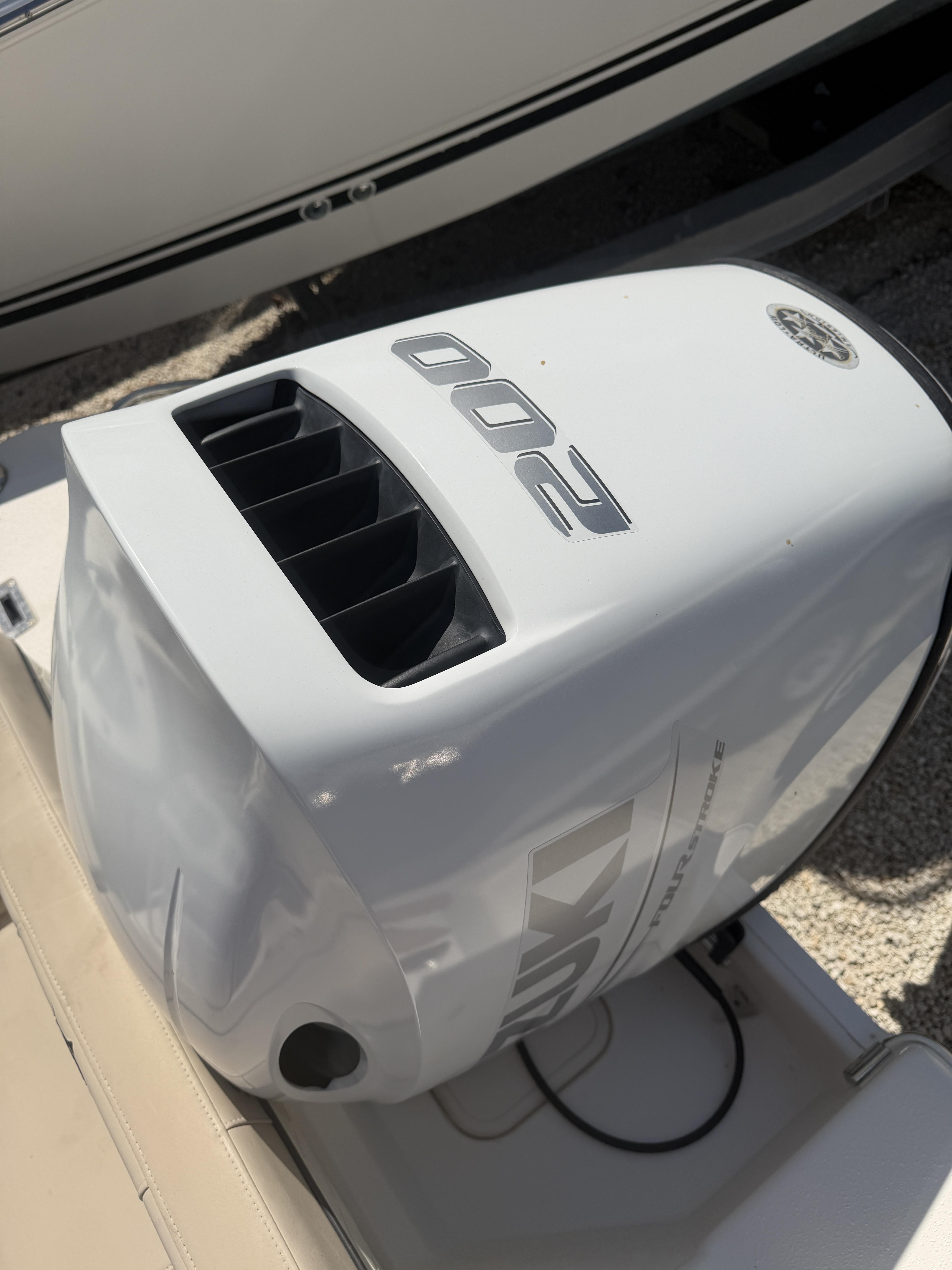 2022 Sea Chaser 22 HFC