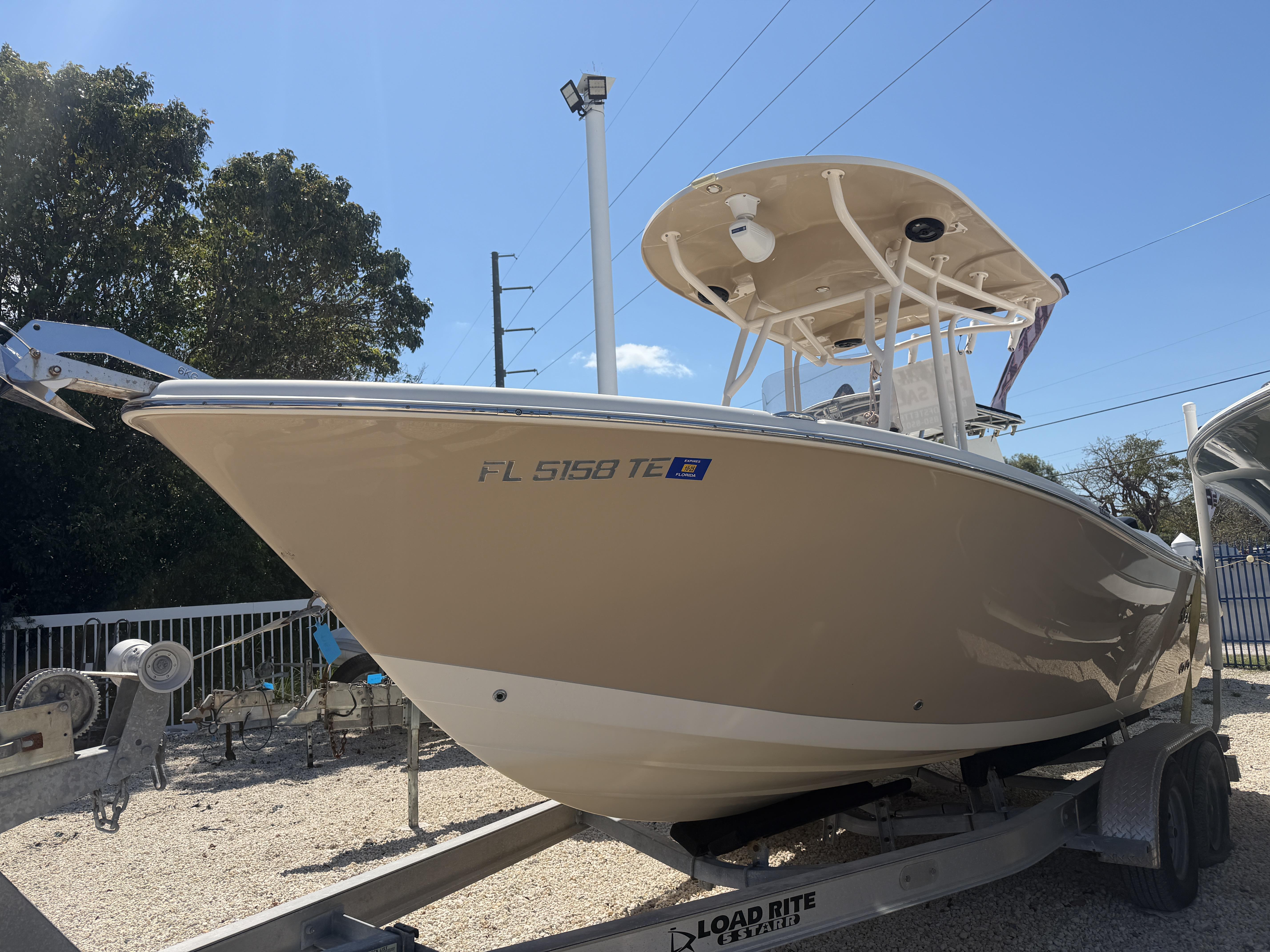 2022 Sea Chaser 22 HFC