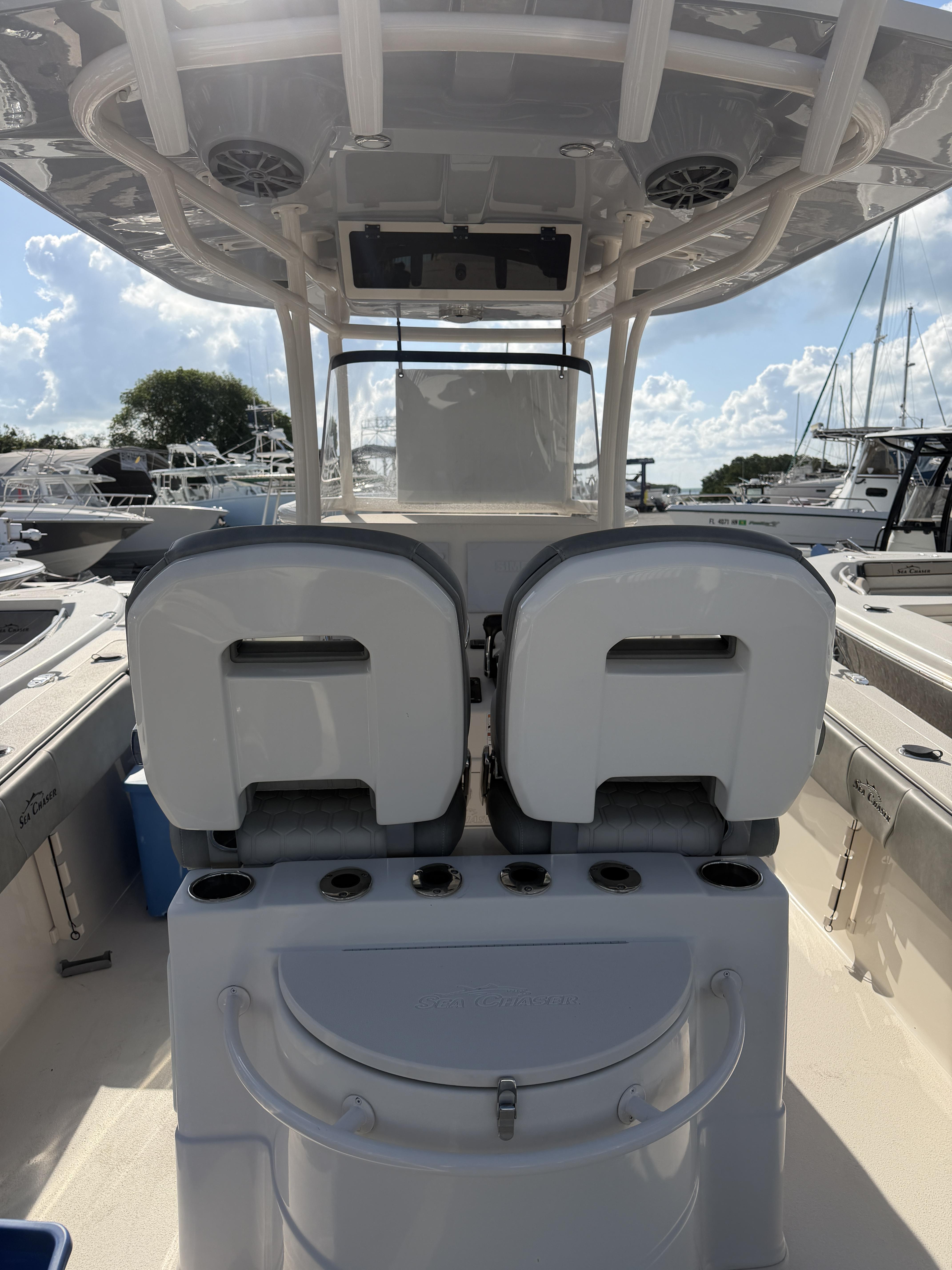 2023 Sea Chaser 27 HFC