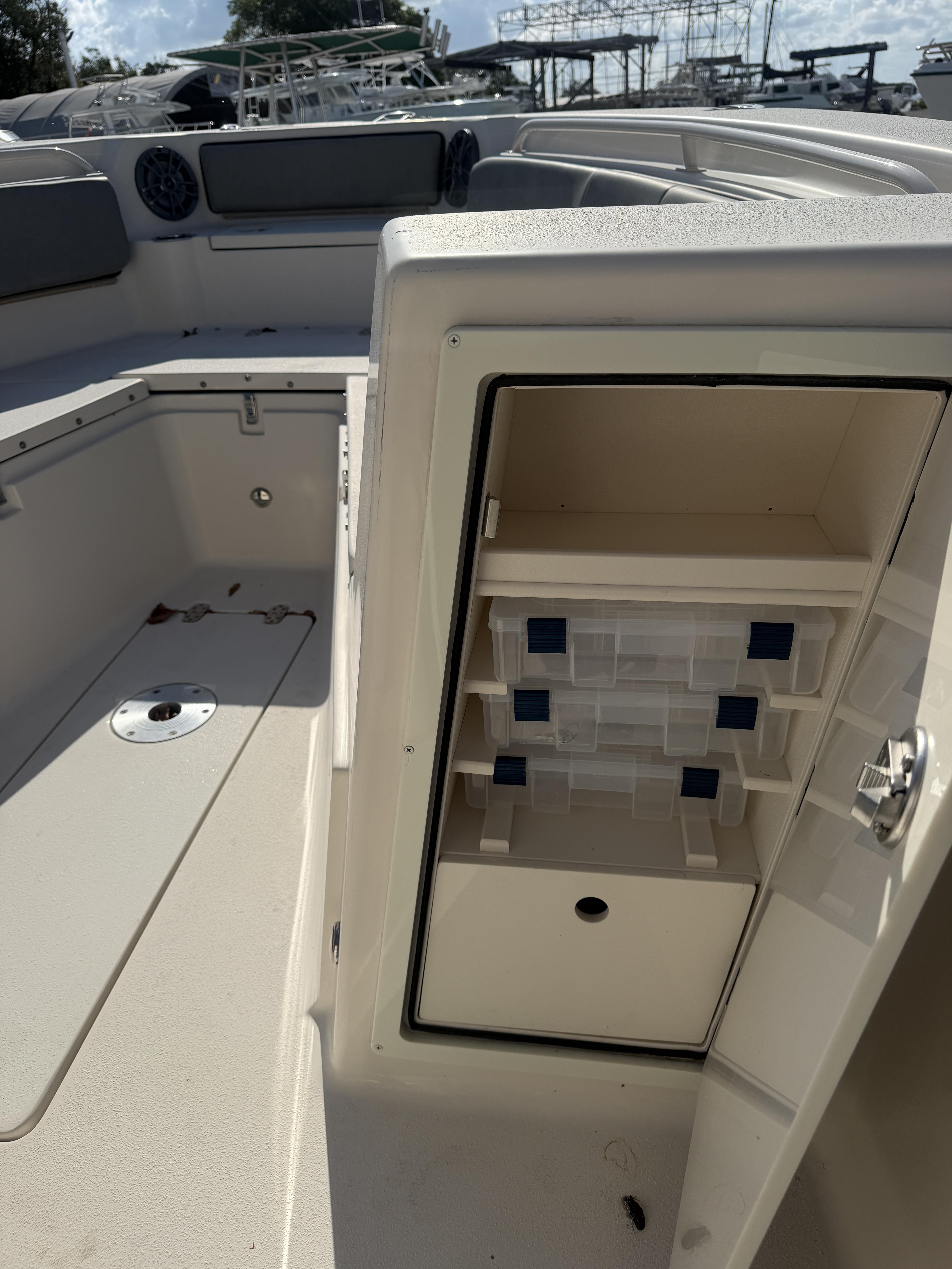 2023 Sea Chaser 27 HFC