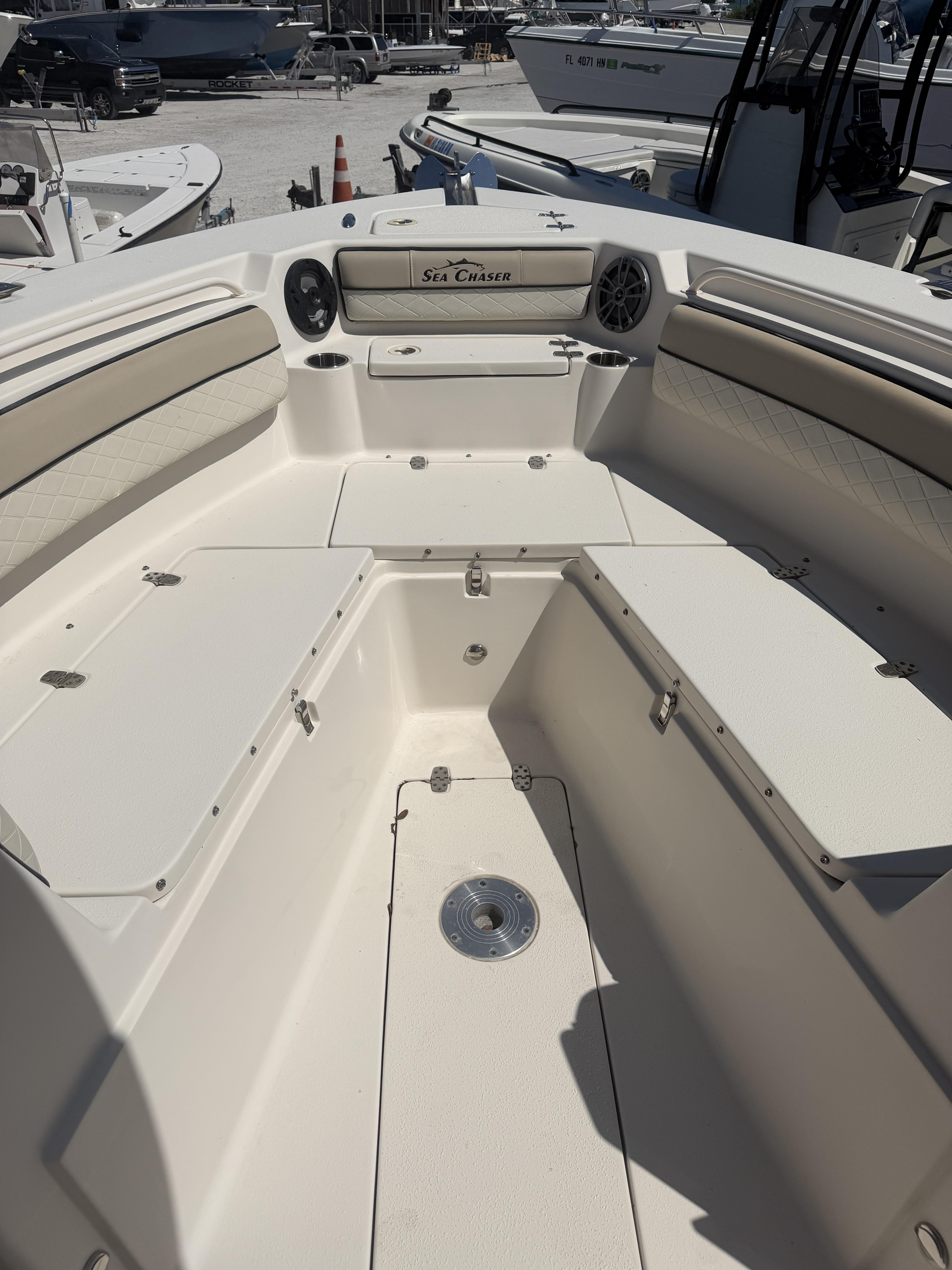 2023 Sea Chaser 27 HFC