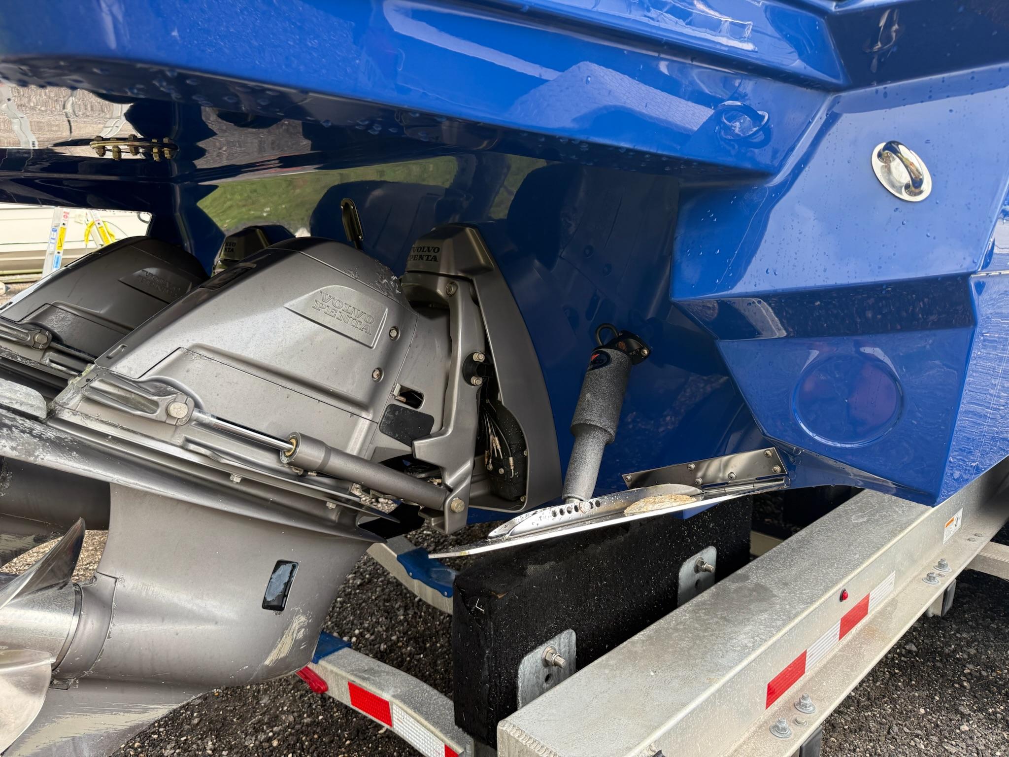 2019 Monterey 328 ss