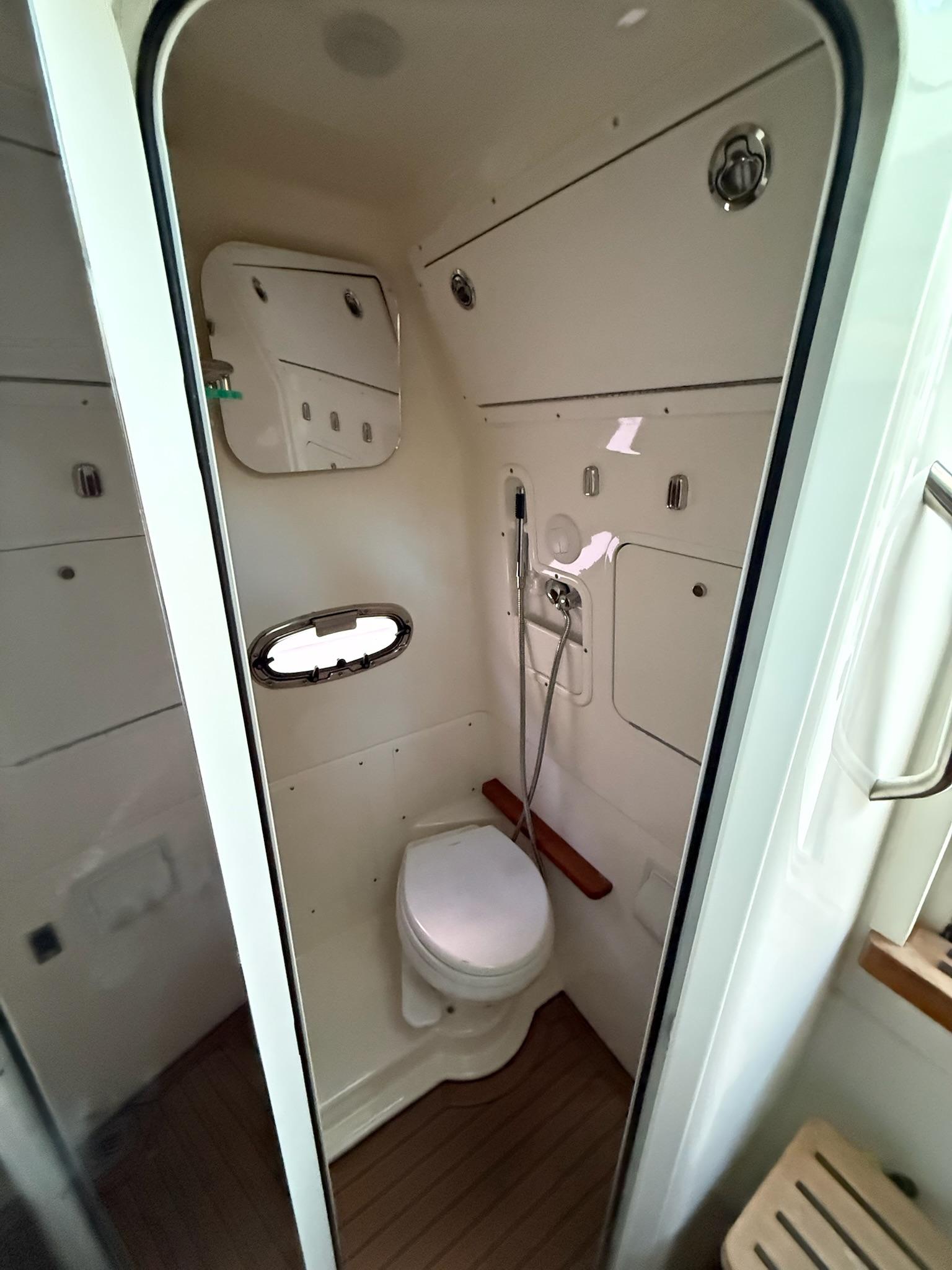 2023 Boston Whaler 380 Outrage