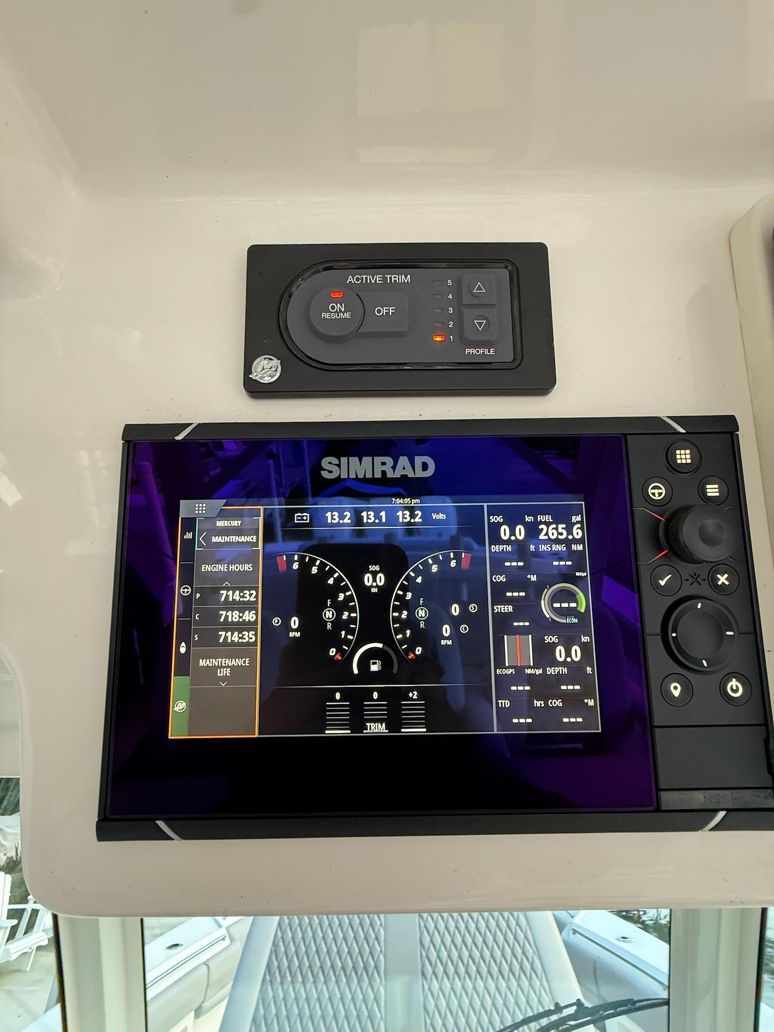 2023 Boston Whaler 380 Outrage