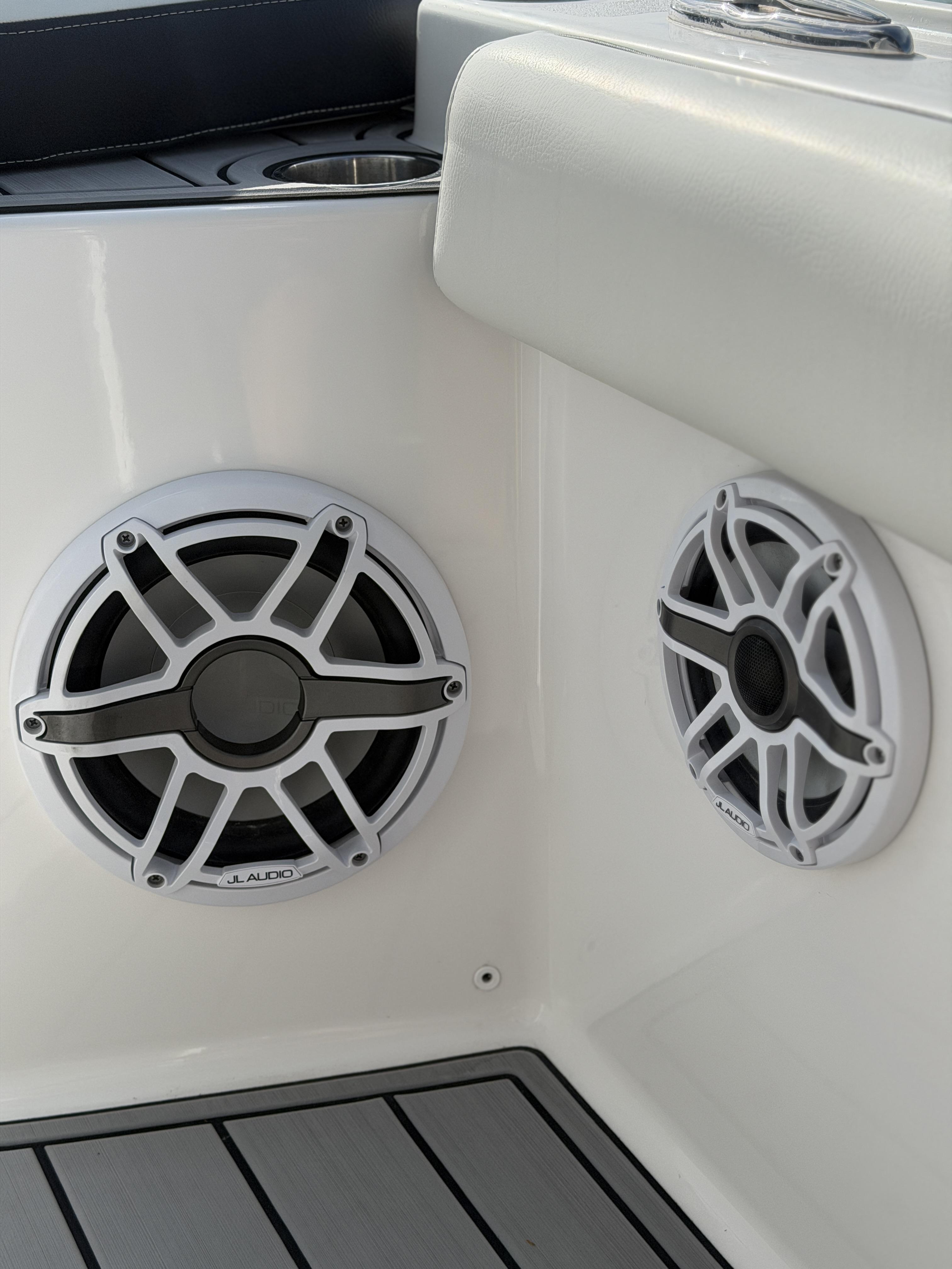 2024 Tidewater 3100 Carolina Bay