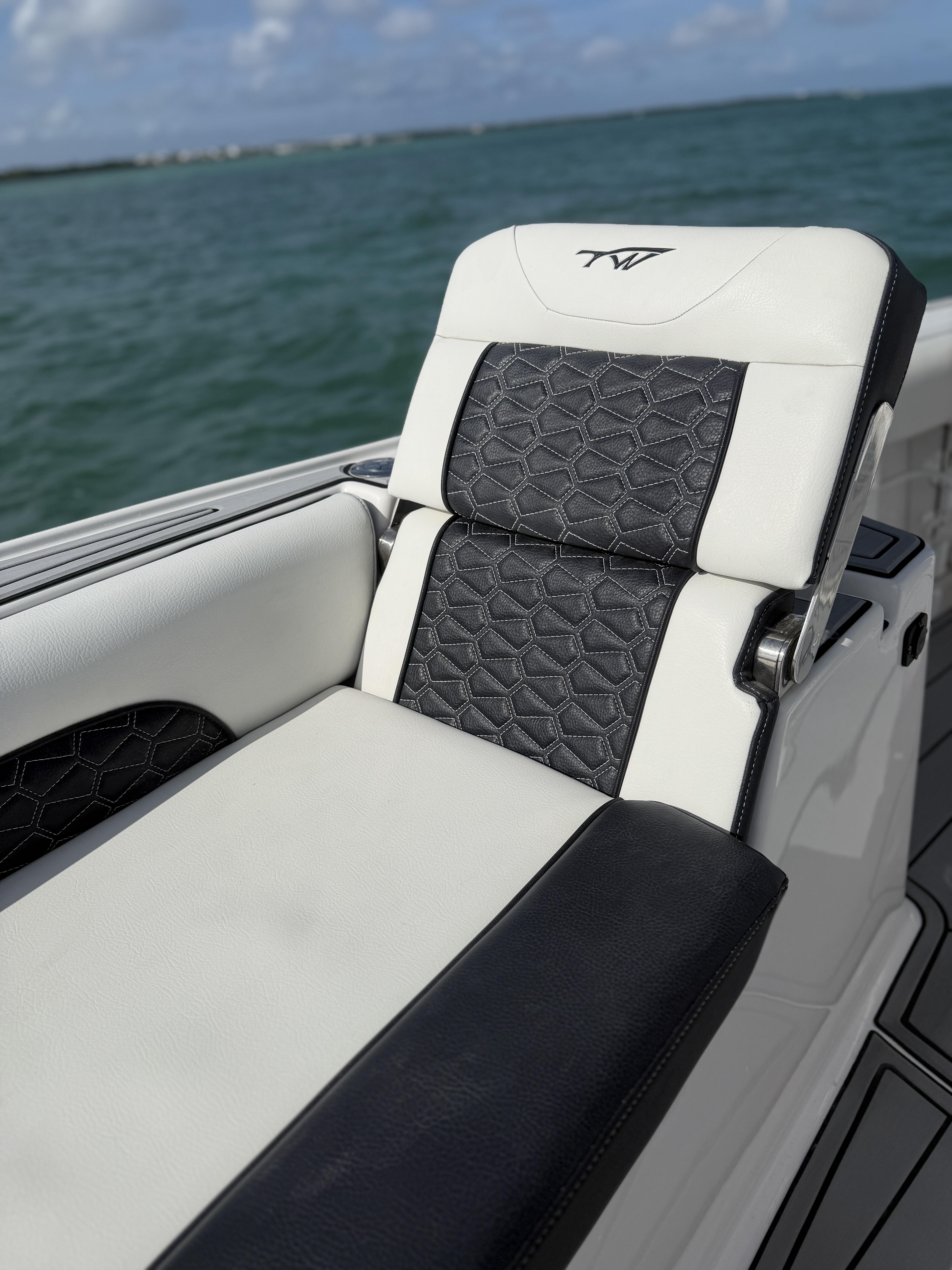 2024 Tidewater 3100 Carolina Bay