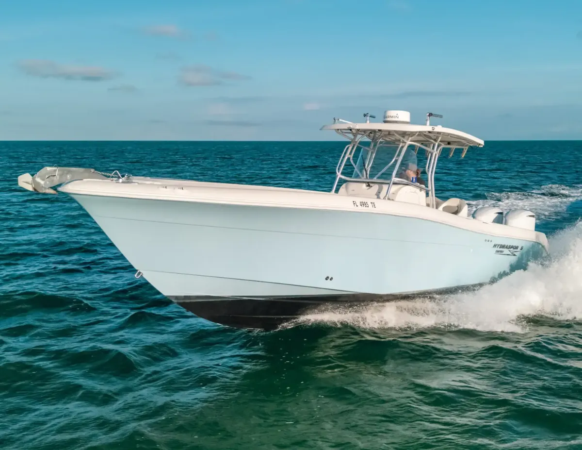 2005 Hydasport Vector 33