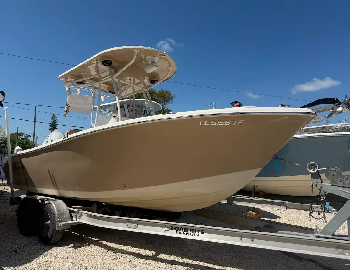 2022 Sea Chaser 22 HFC