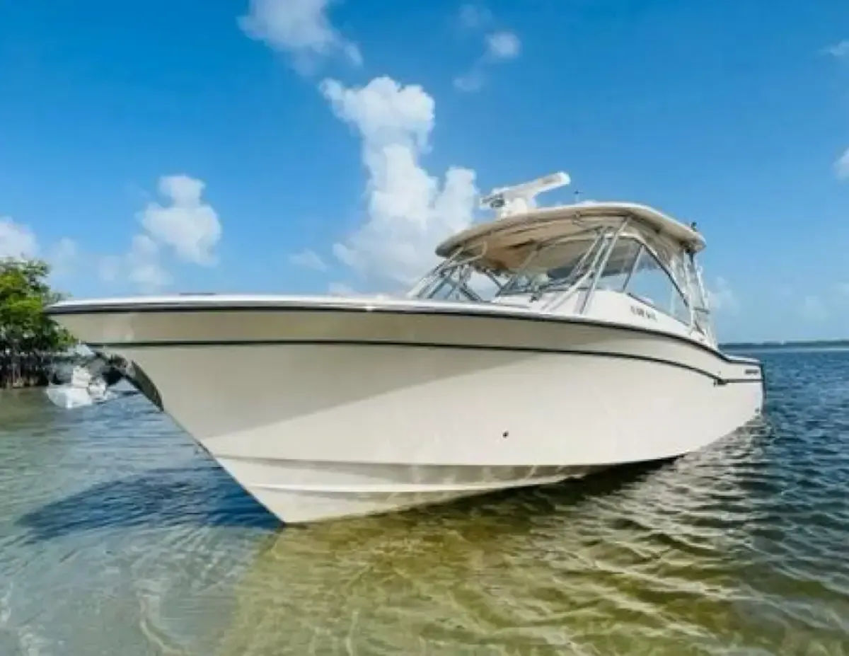 2015 Grady White Freedom 335