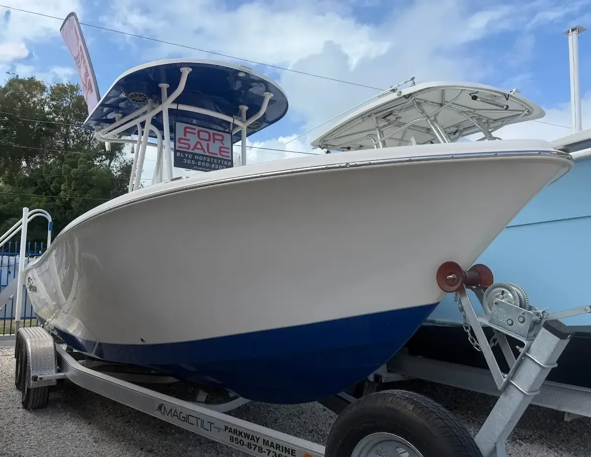 2023 Sea Chaser 24 HFC