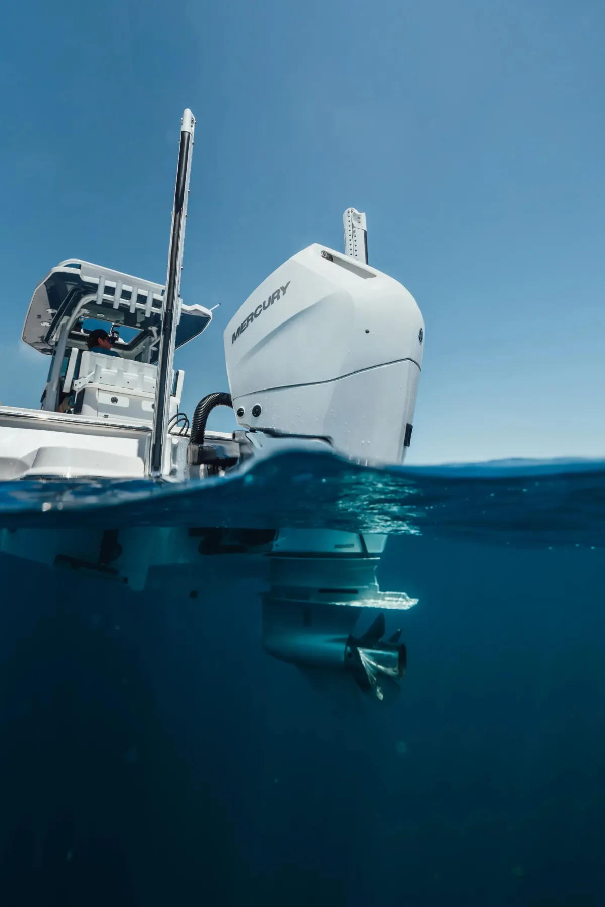 Mercury 425hp in the water