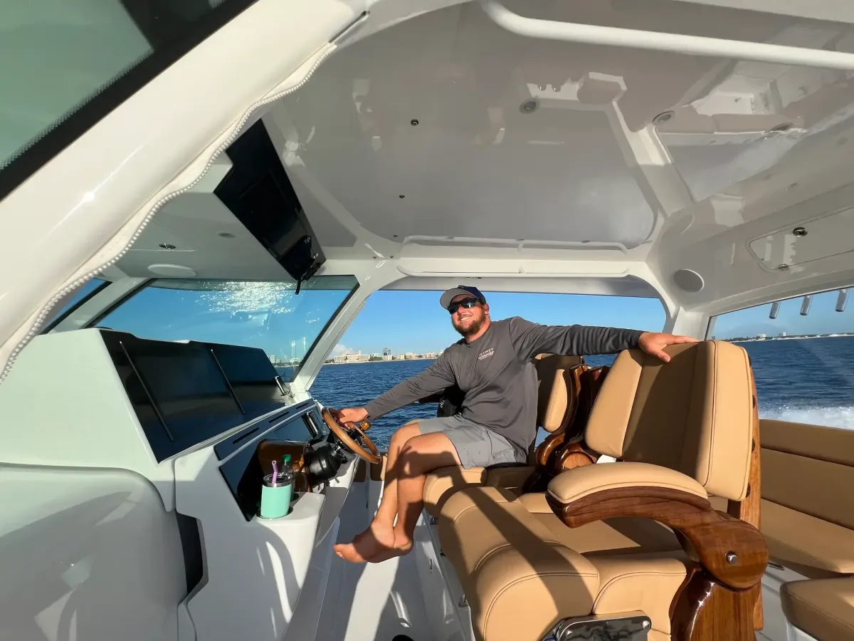 Blye Hofstetter delivering a 56 HCB 