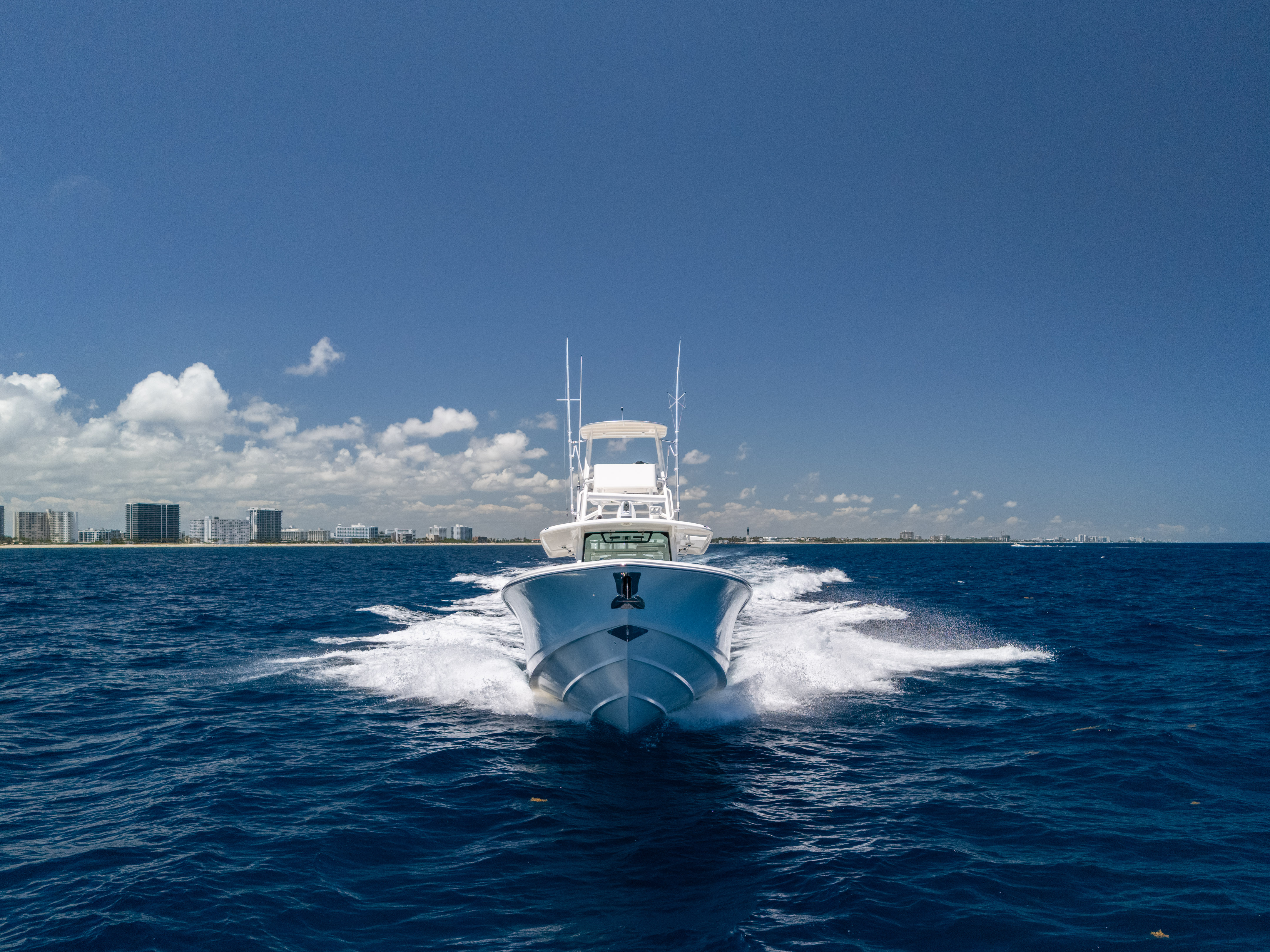 2020 Boston Whaler 380 Outrage