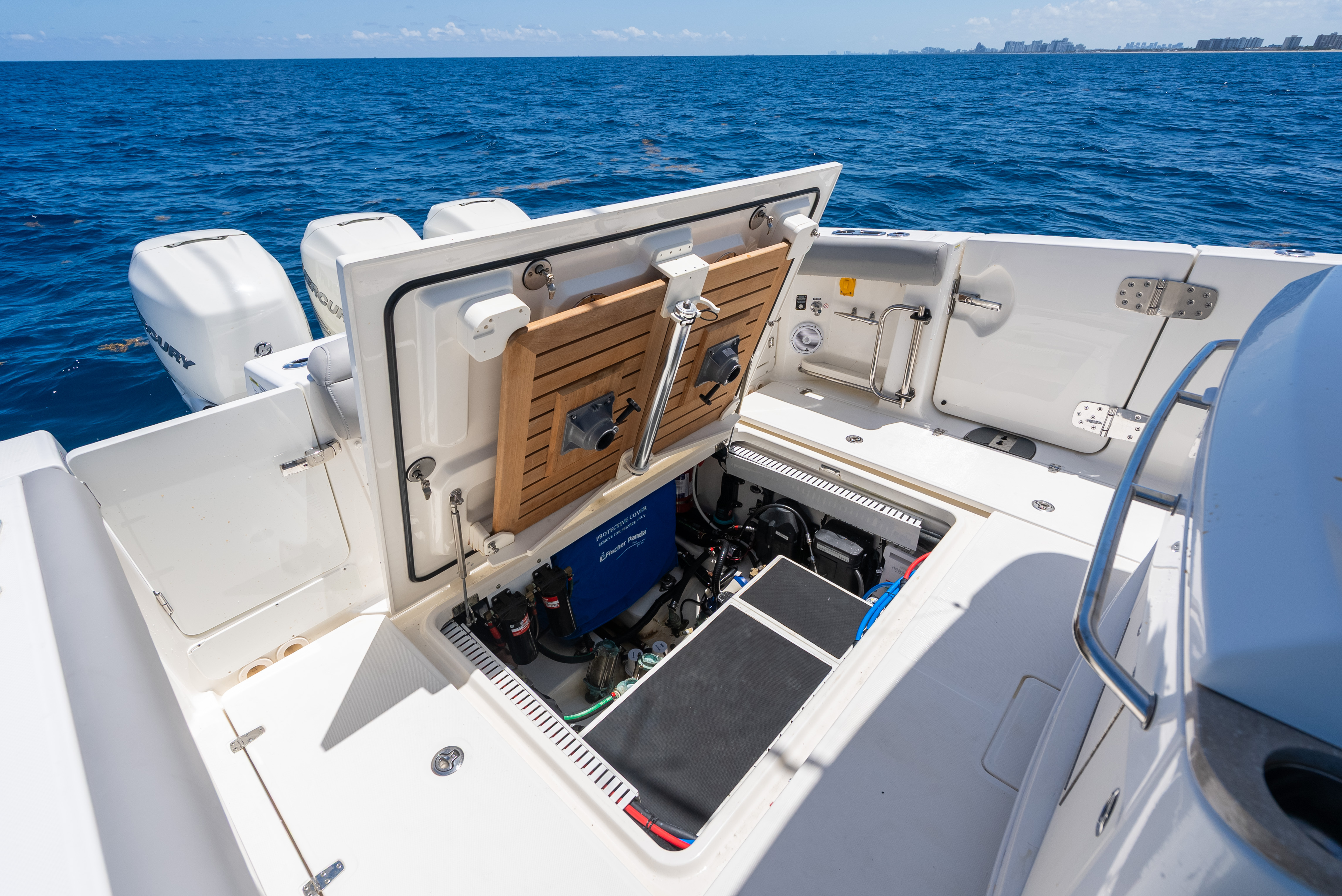 2020 Boston Whaler 380 Outrage