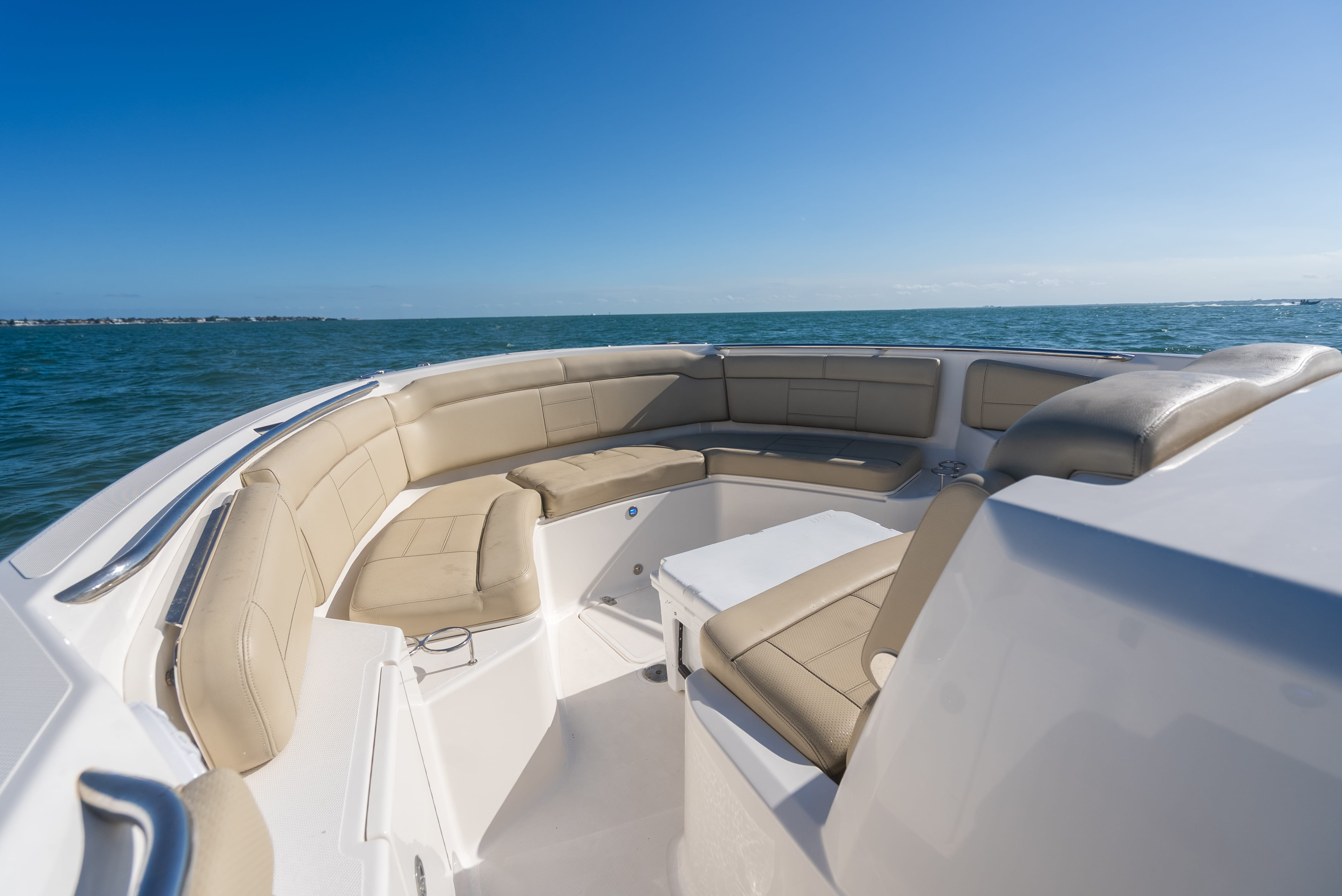 2018 Pursuit S 328 Sport
