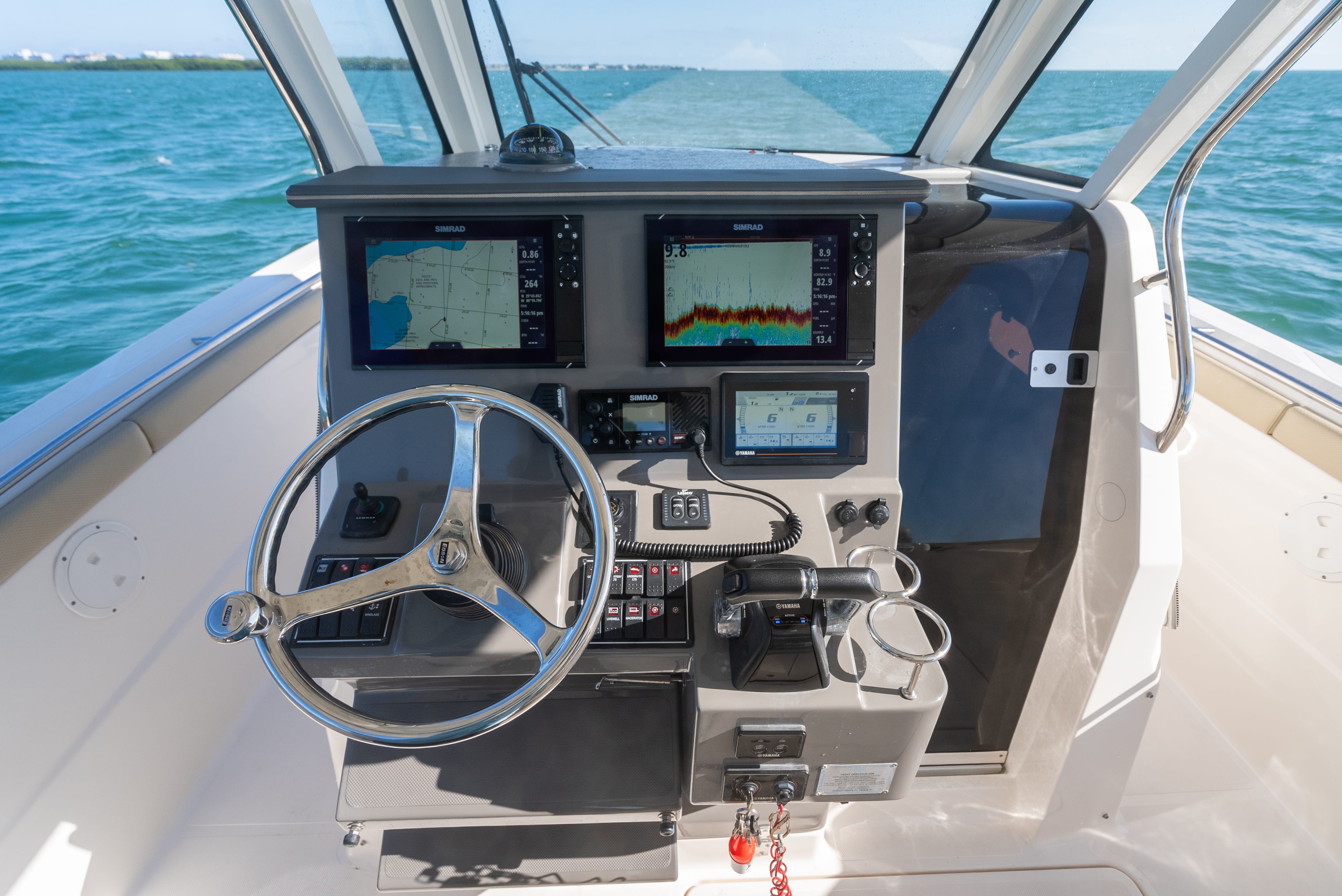 2018 Pursuit S 328 Sport