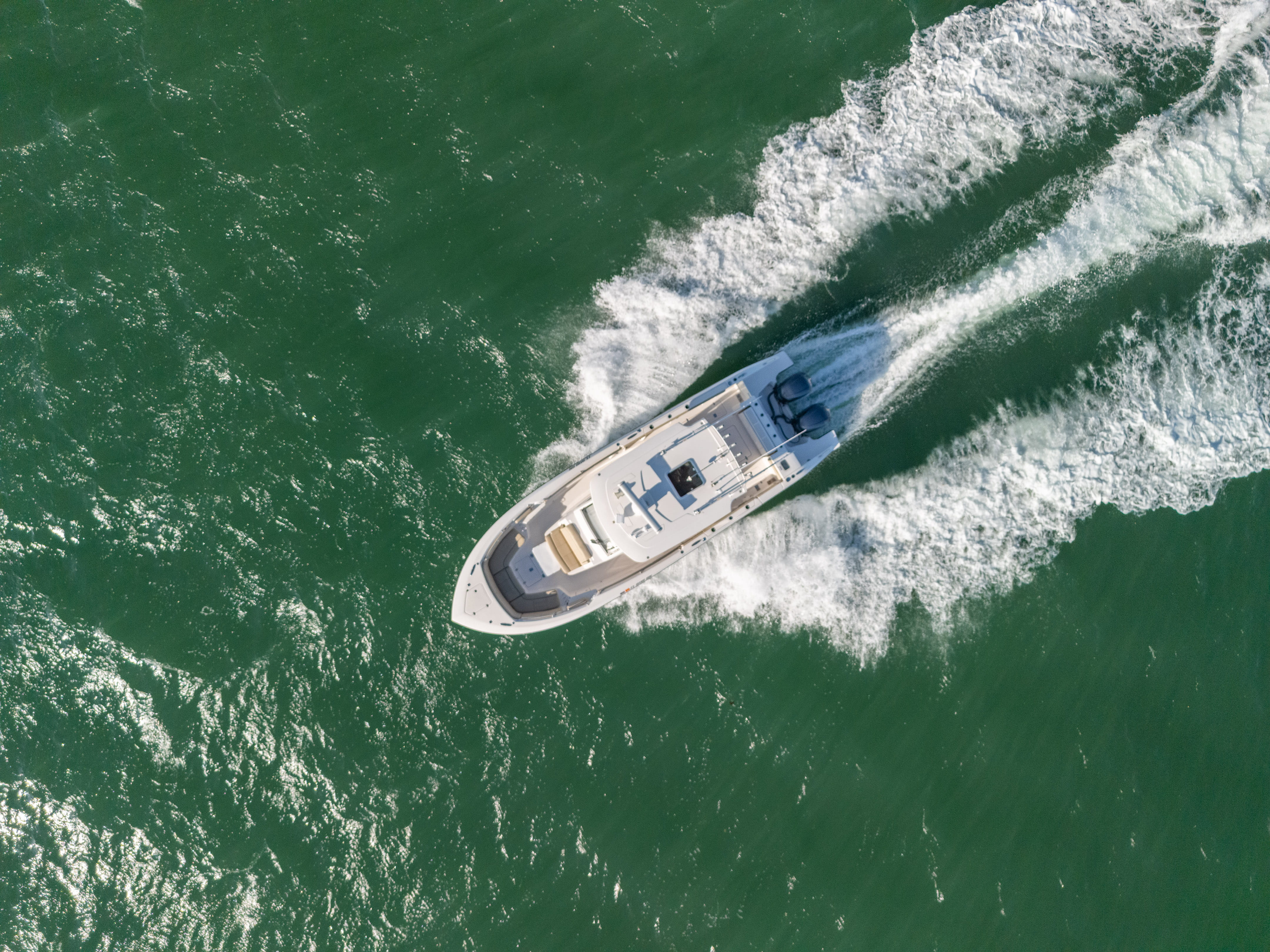 2018 Pursuit S 328 Sport