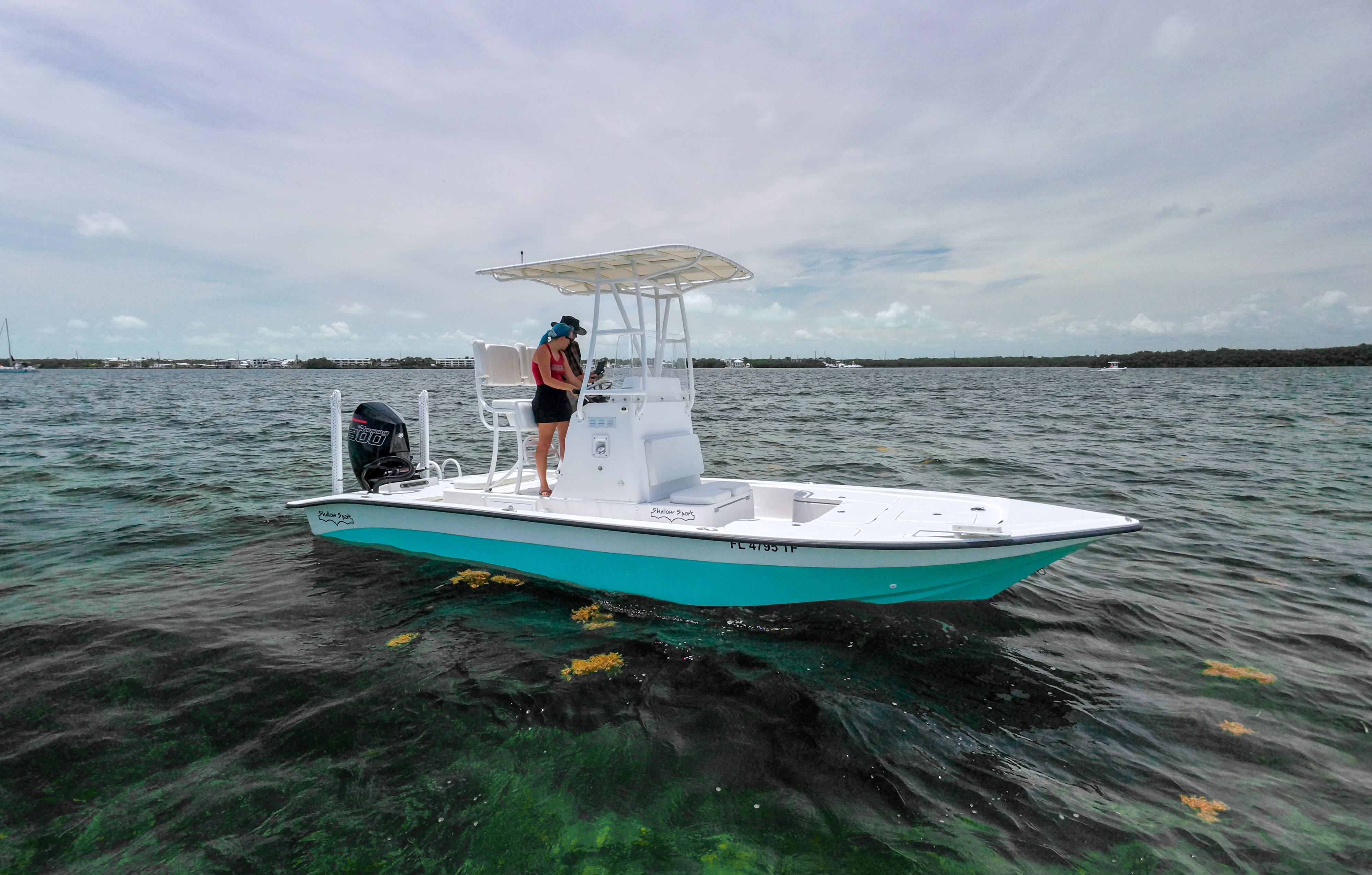 2022 Shallow Sport 24 Mod V