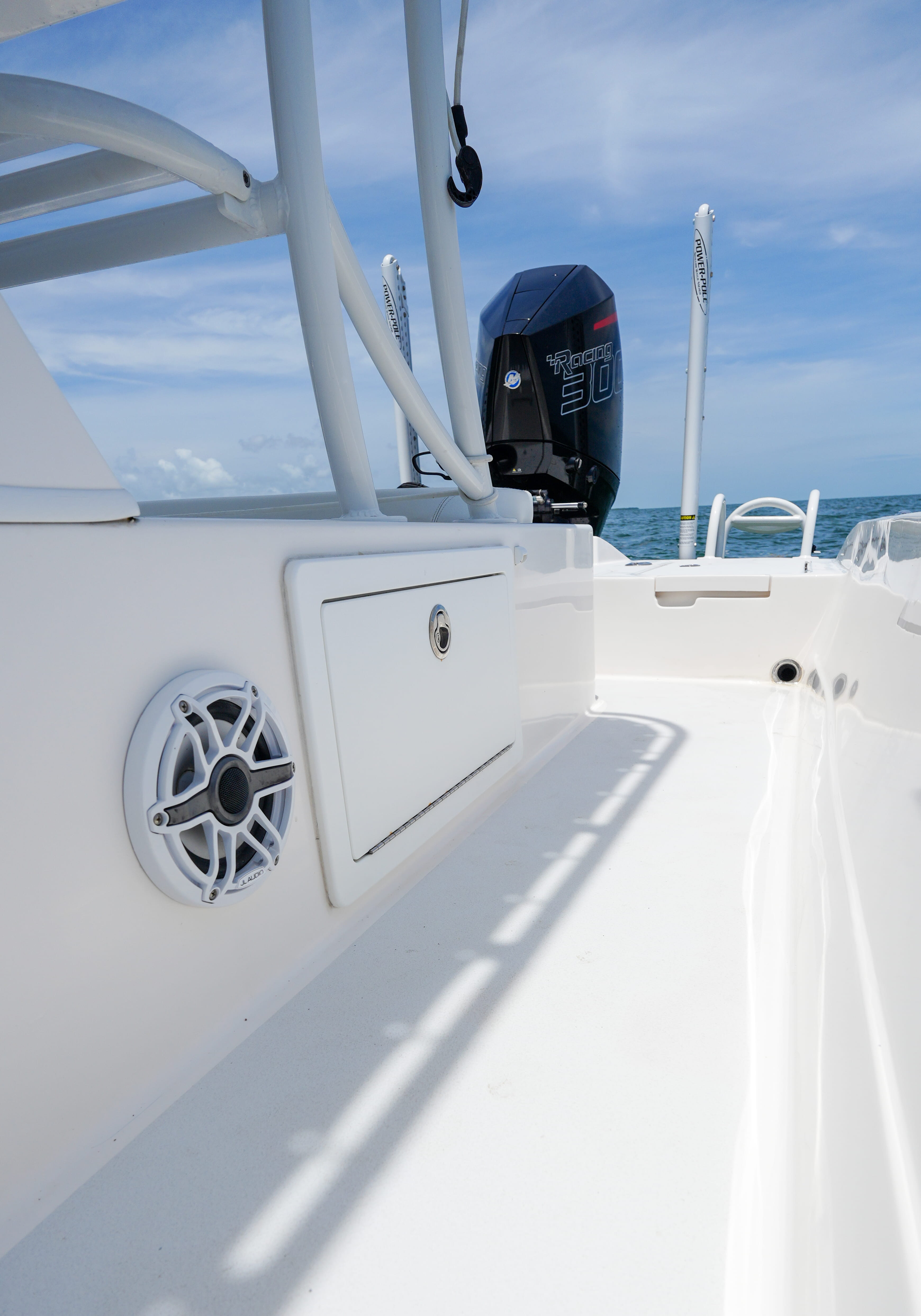 2022 Shallow Sport 24 Mod V