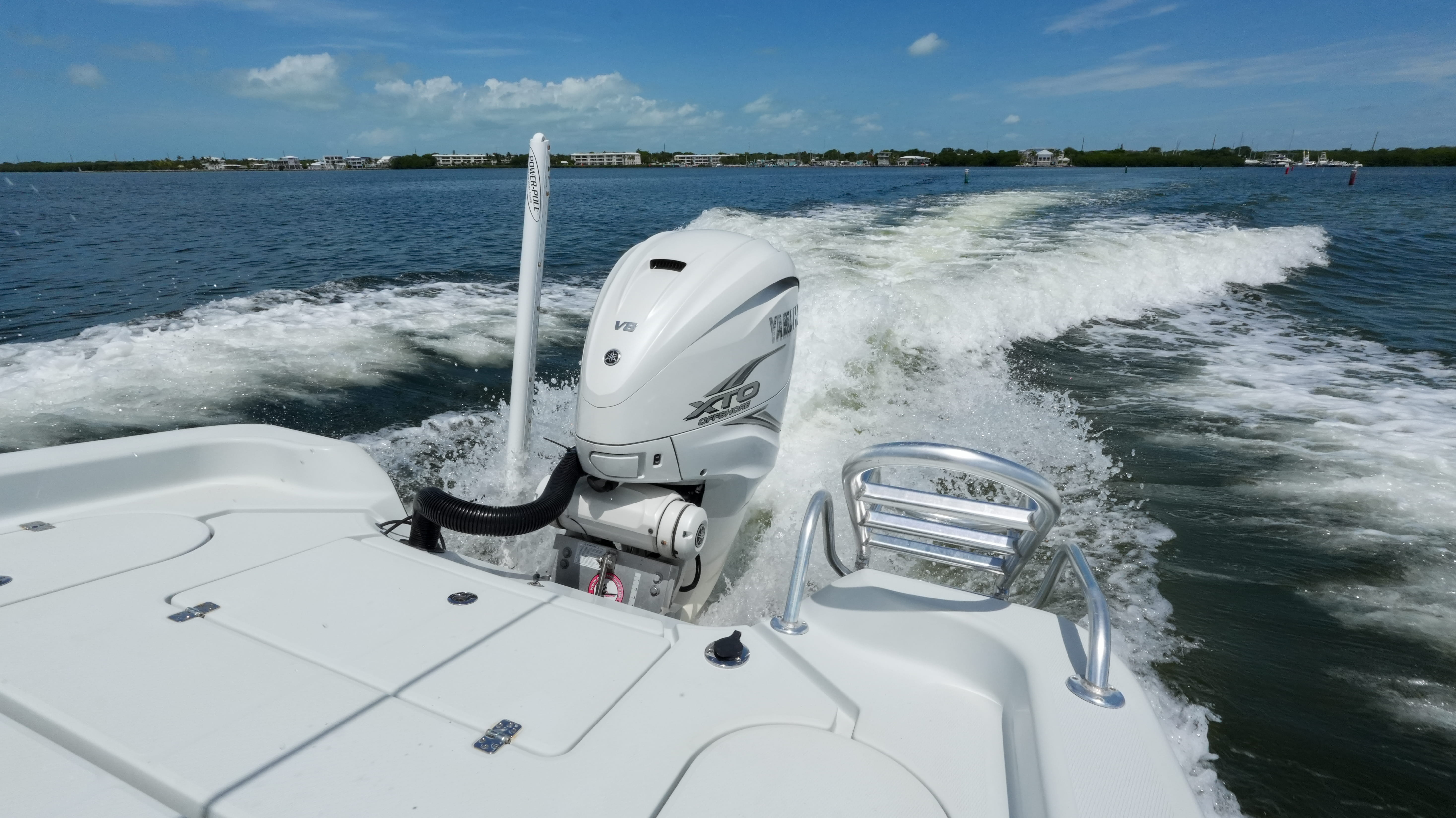 2019 Blue Wave 2800 Pure Hybrid
