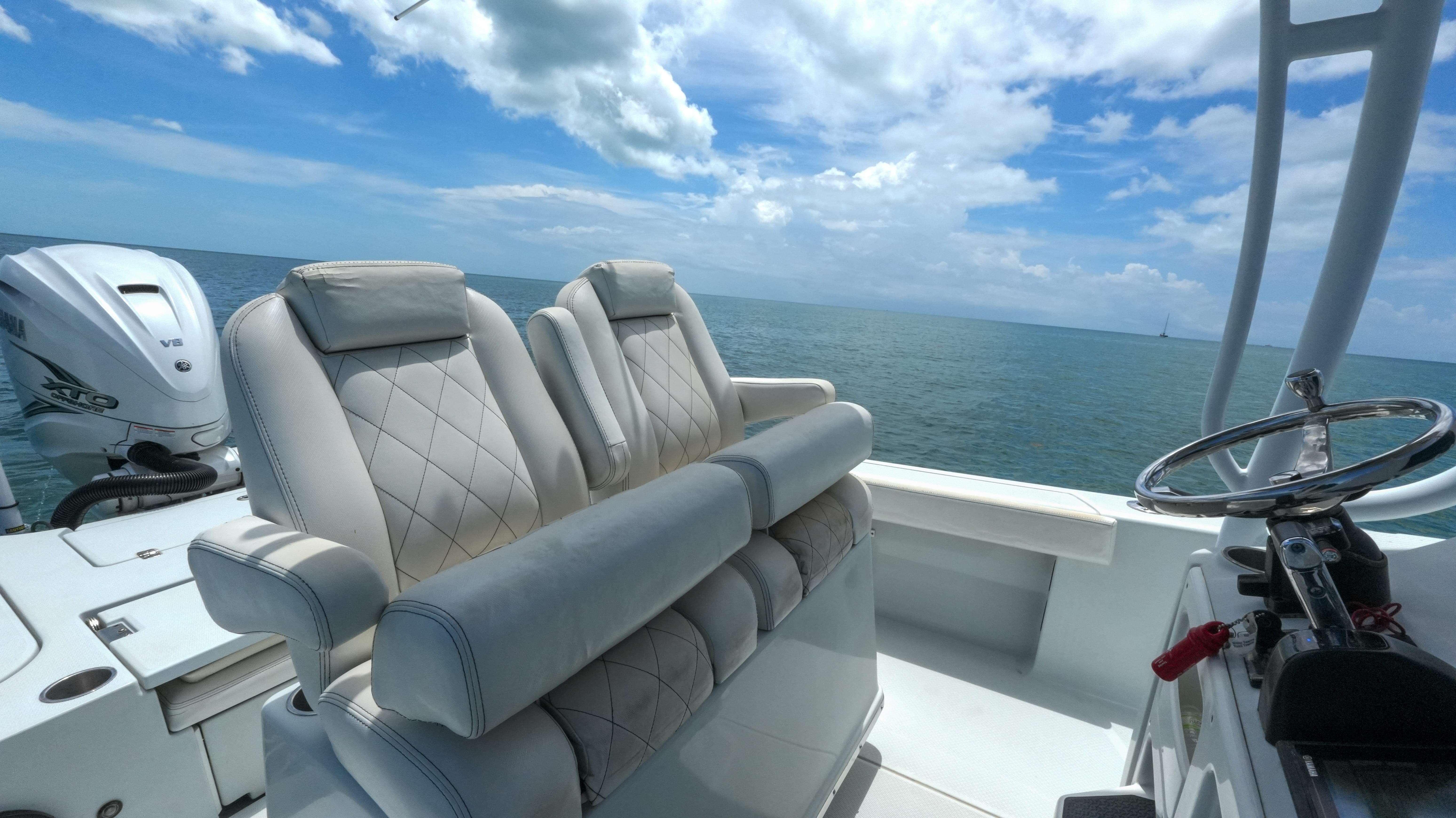 2019 Blue Wave 2800 Pure Hybrid
