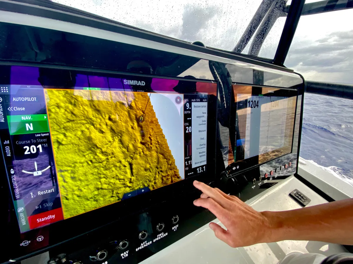 simrad electronics 