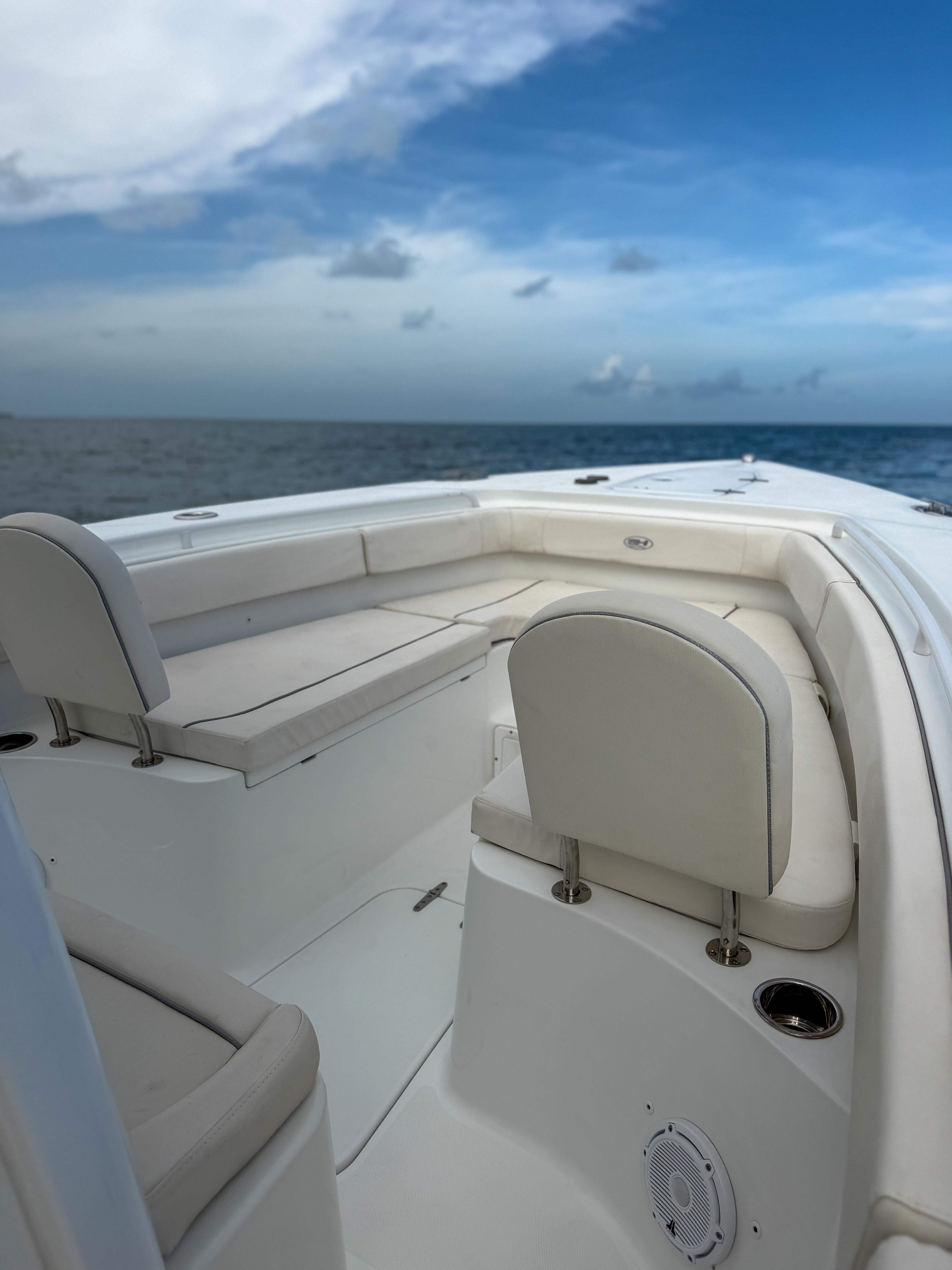 2024 Sea Hunt 27 Gamefish 