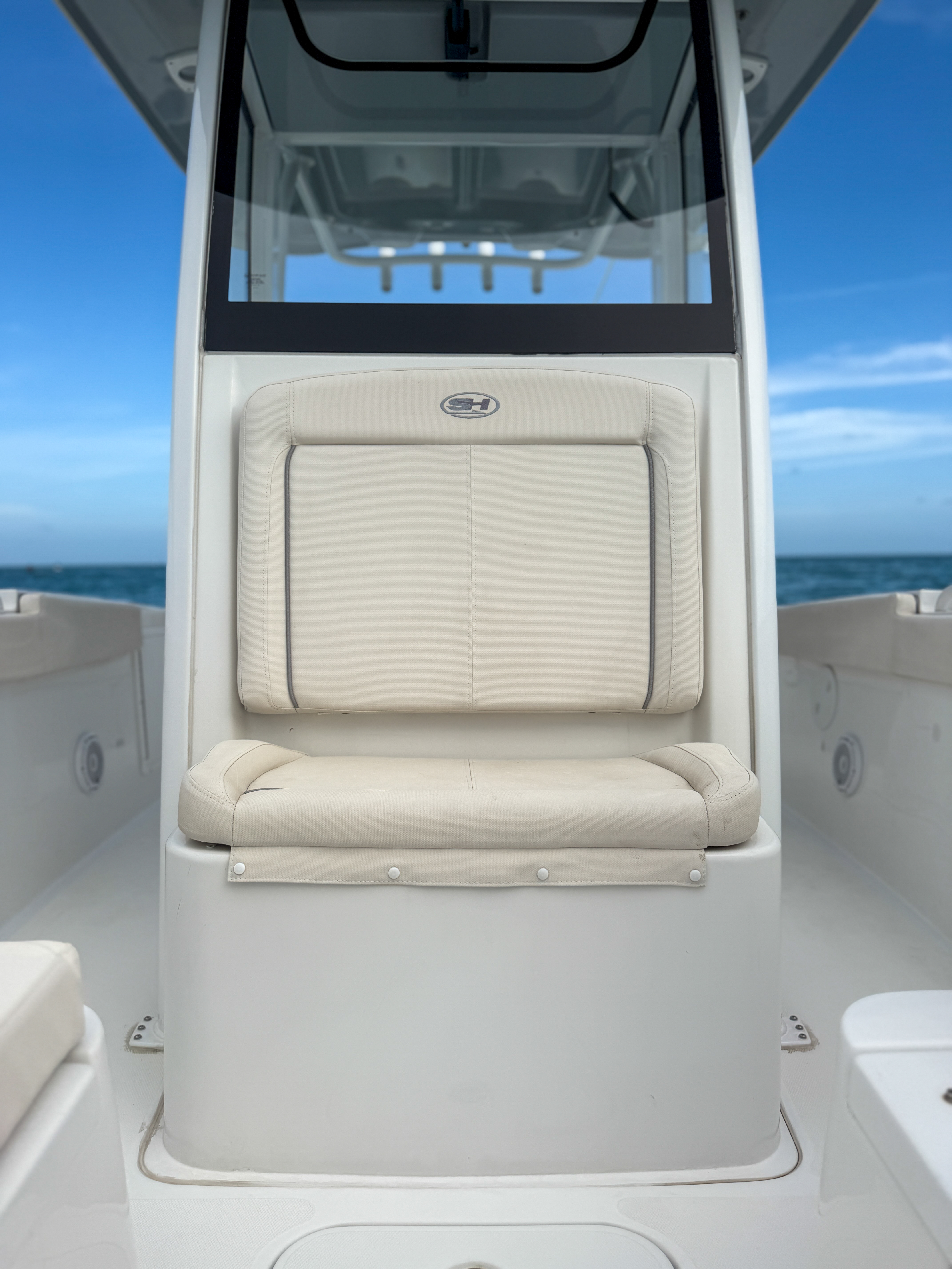 2024 Sea Hunt 27 Gamefish 