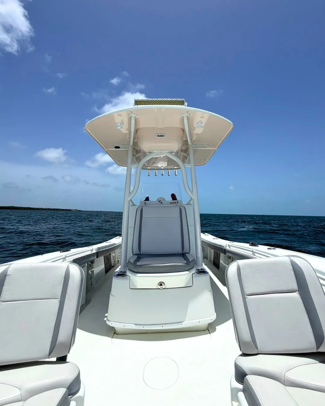 2018 Yellowfin 26 Hybrid