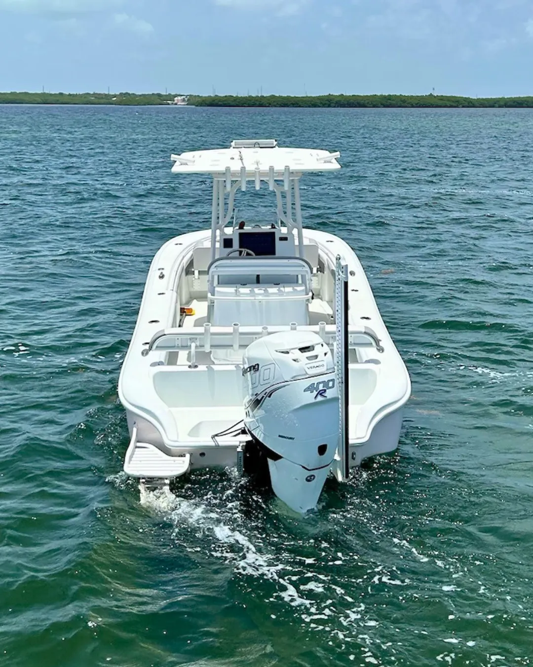 2018 Yellowfin 26 Hybrid